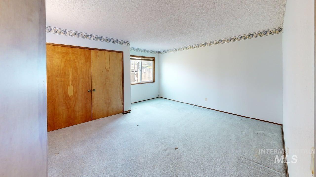 338 W Shiloh Drive, Lewiston, Idaho 83501, 4 Bedrooms, 2.5 Bathrooms, Residential For Sale, Price $448,000, 98980662