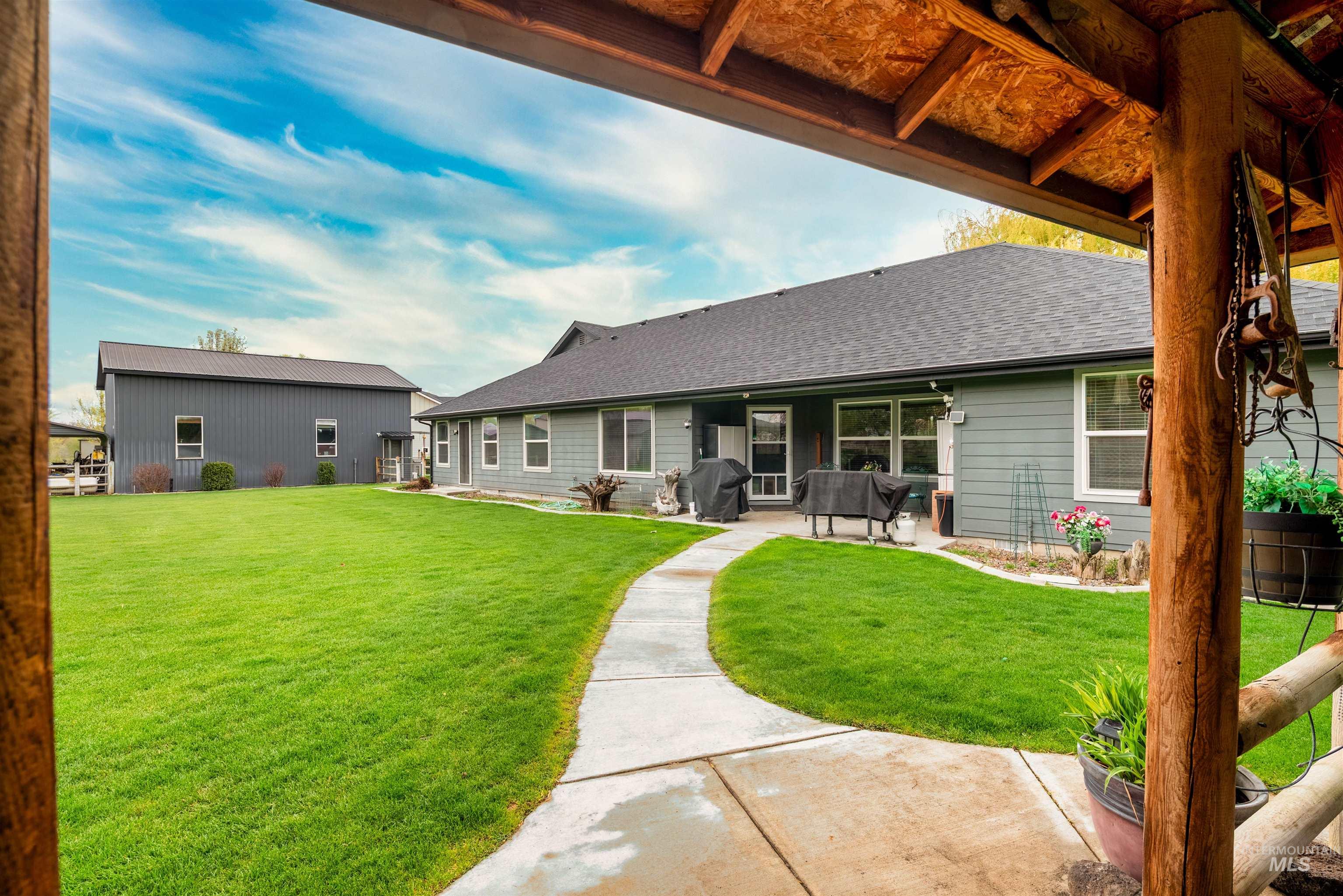 23824 Breyer Rd, Caldwell, Idaho 83607, 3 Bedrooms, 2 Bathrooms, Residential For Sale, Price $1,175,000,MLS 98980664