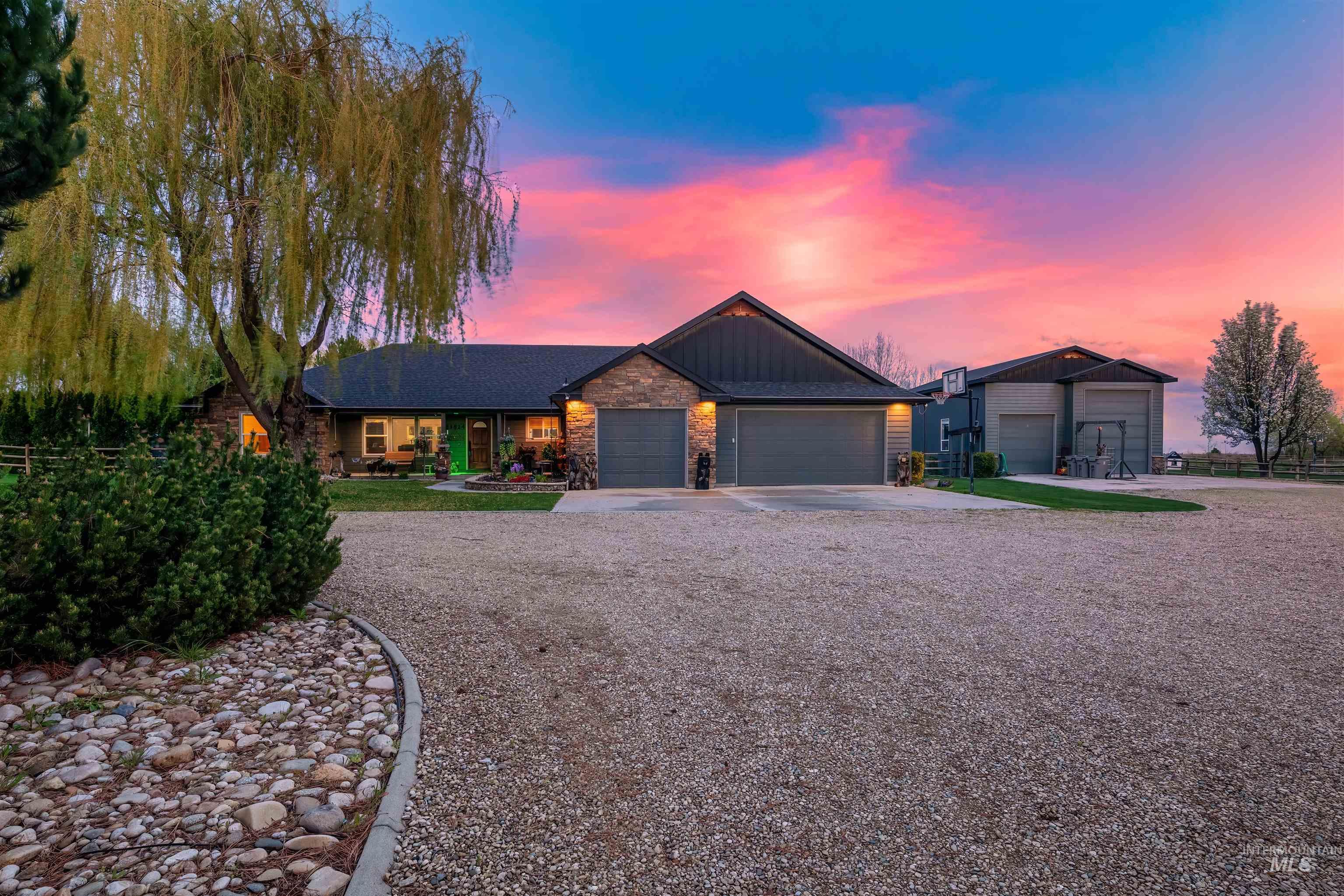 23824 Breyer Rd, Caldwell, Idaho 83607, 3 Bedrooms, 2 Bathrooms, Residential For Sale, Price $1,250,000,MLS 98980664