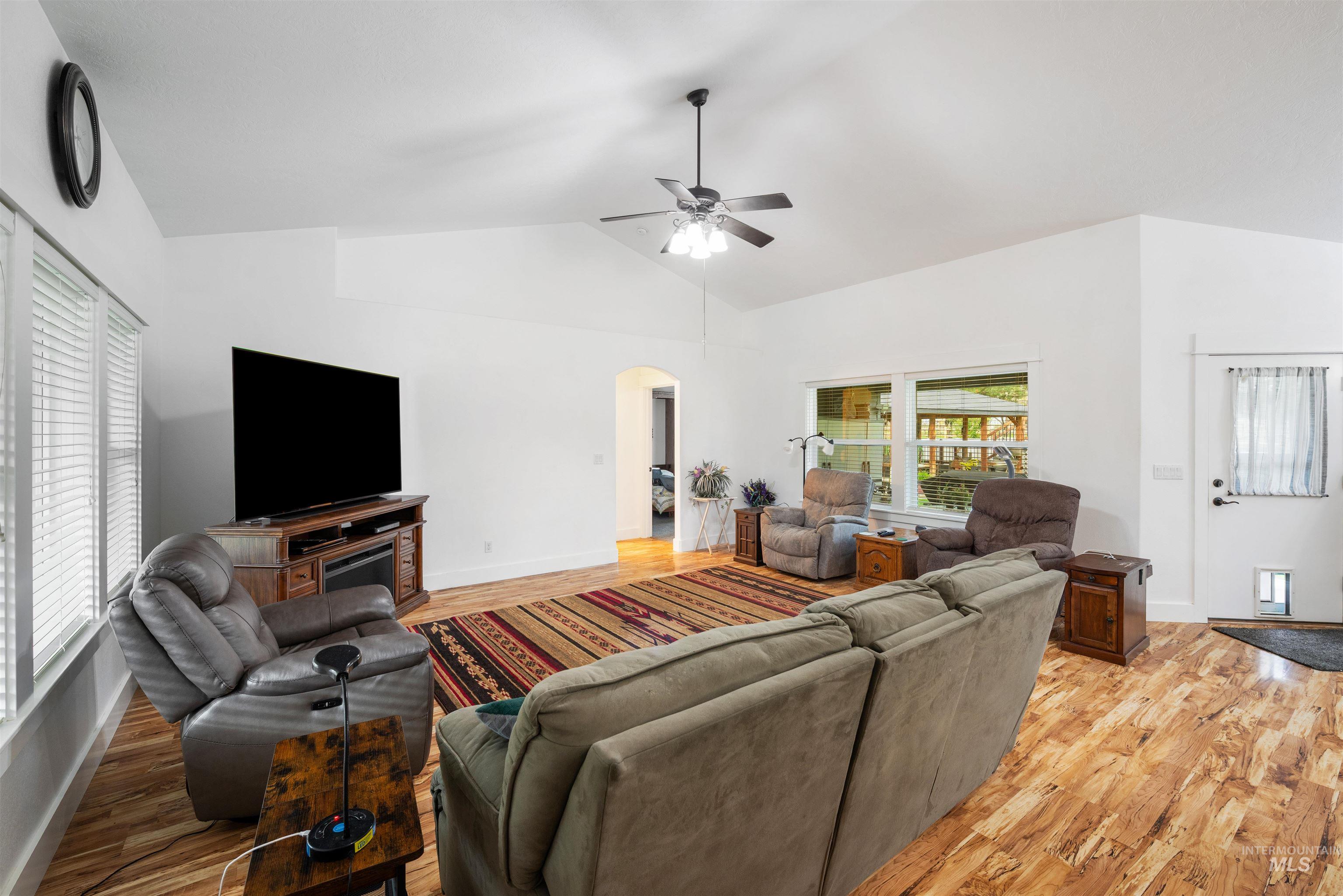 23824 Breyer Rd, Caldwell, Idaho 83607, 3 Bedrooms, 2 Bathrooms, Residential For Sale, Price $1,175,000,MLS 98980664