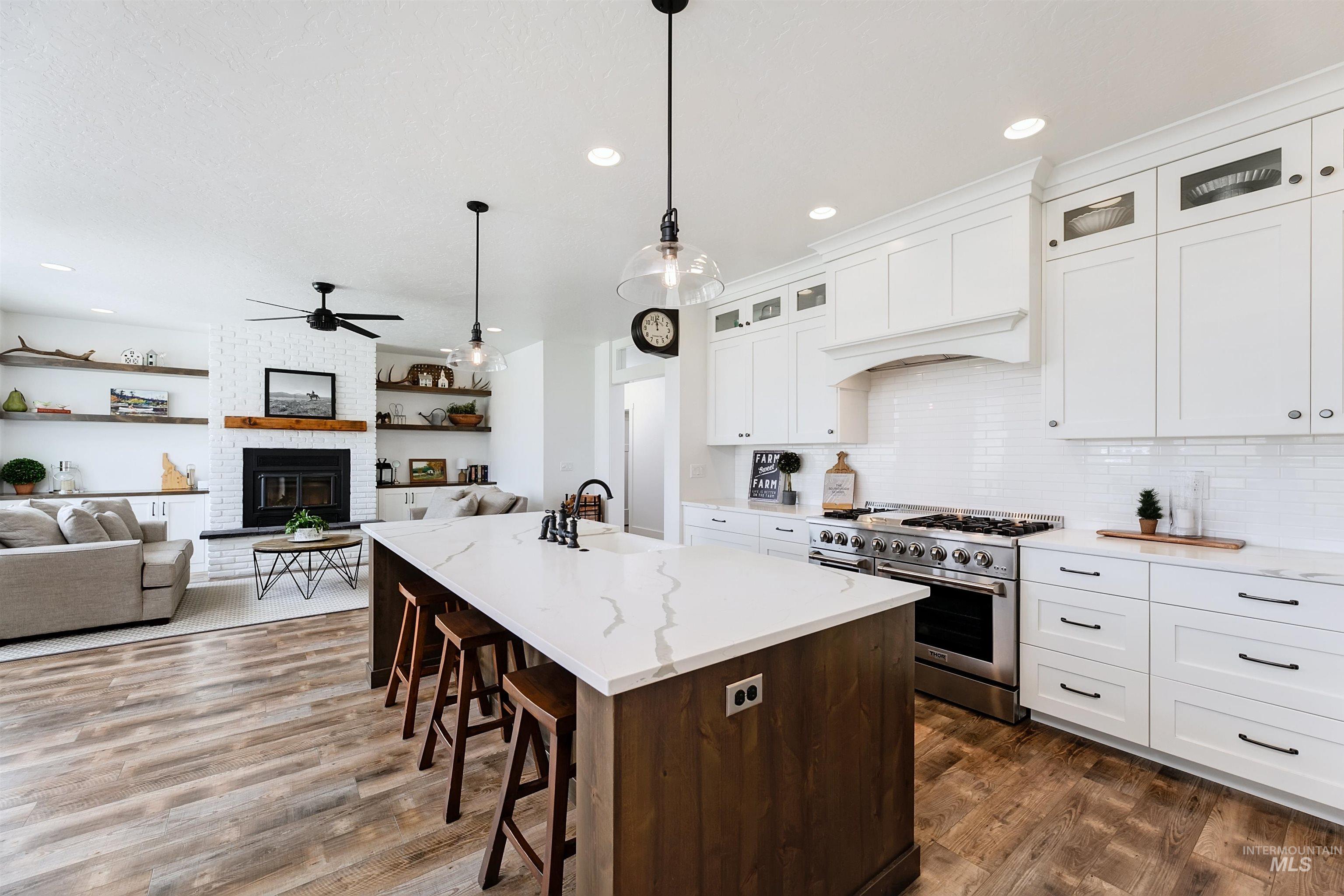 1800 Buttercup Lane, Emmett, Idaho 83617, 4 Bedrooms, 2.5 Bathrooms, Residential For Sale, Price $1,699,000,MLS 98980666