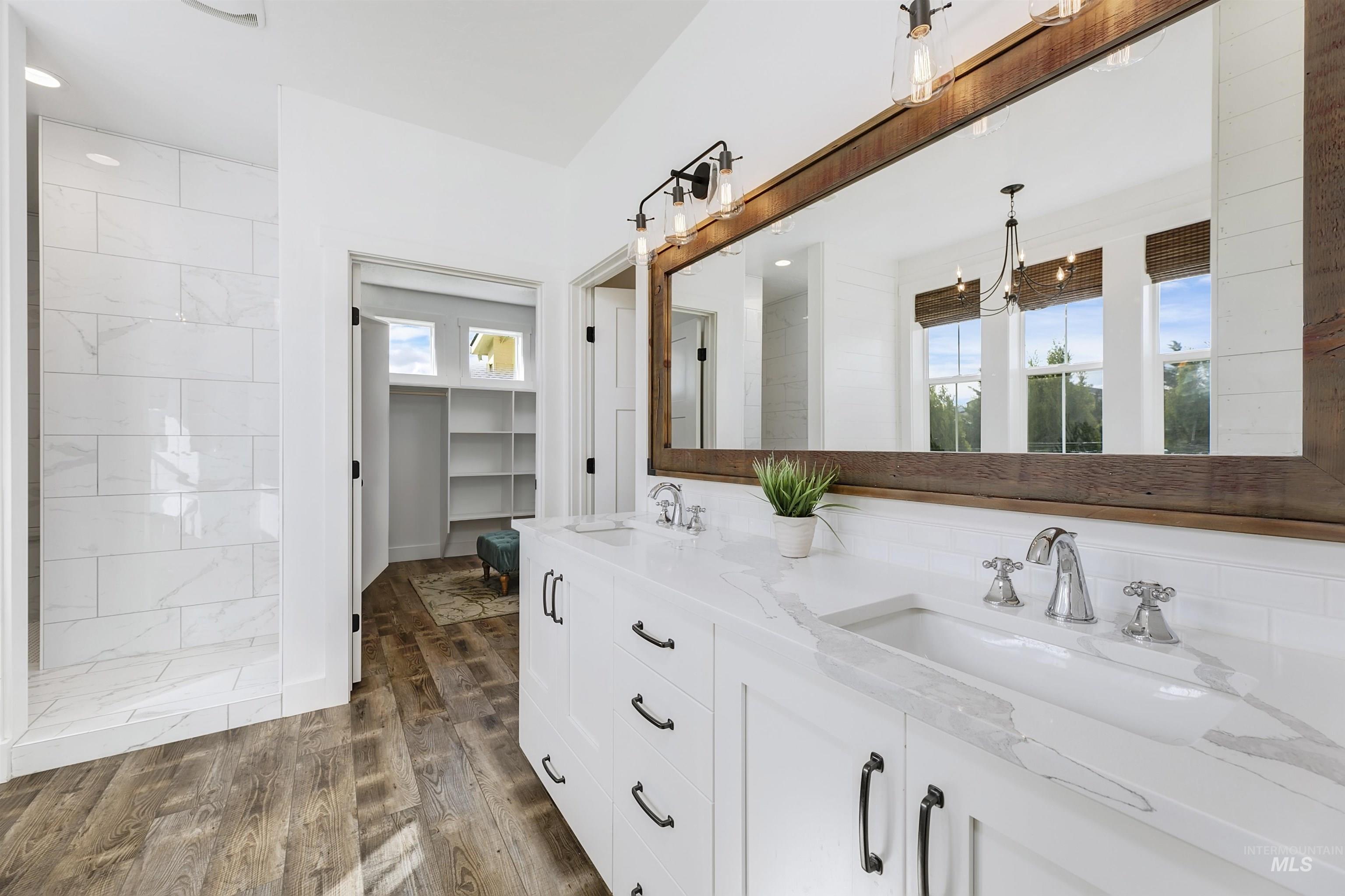 1800 Buttercup Lane, Emmett, Idaho 83617, 4 Bedrooms, 2.5 Bathrooms, Residential For Sale, Price $1,699,000,MLS 98980666