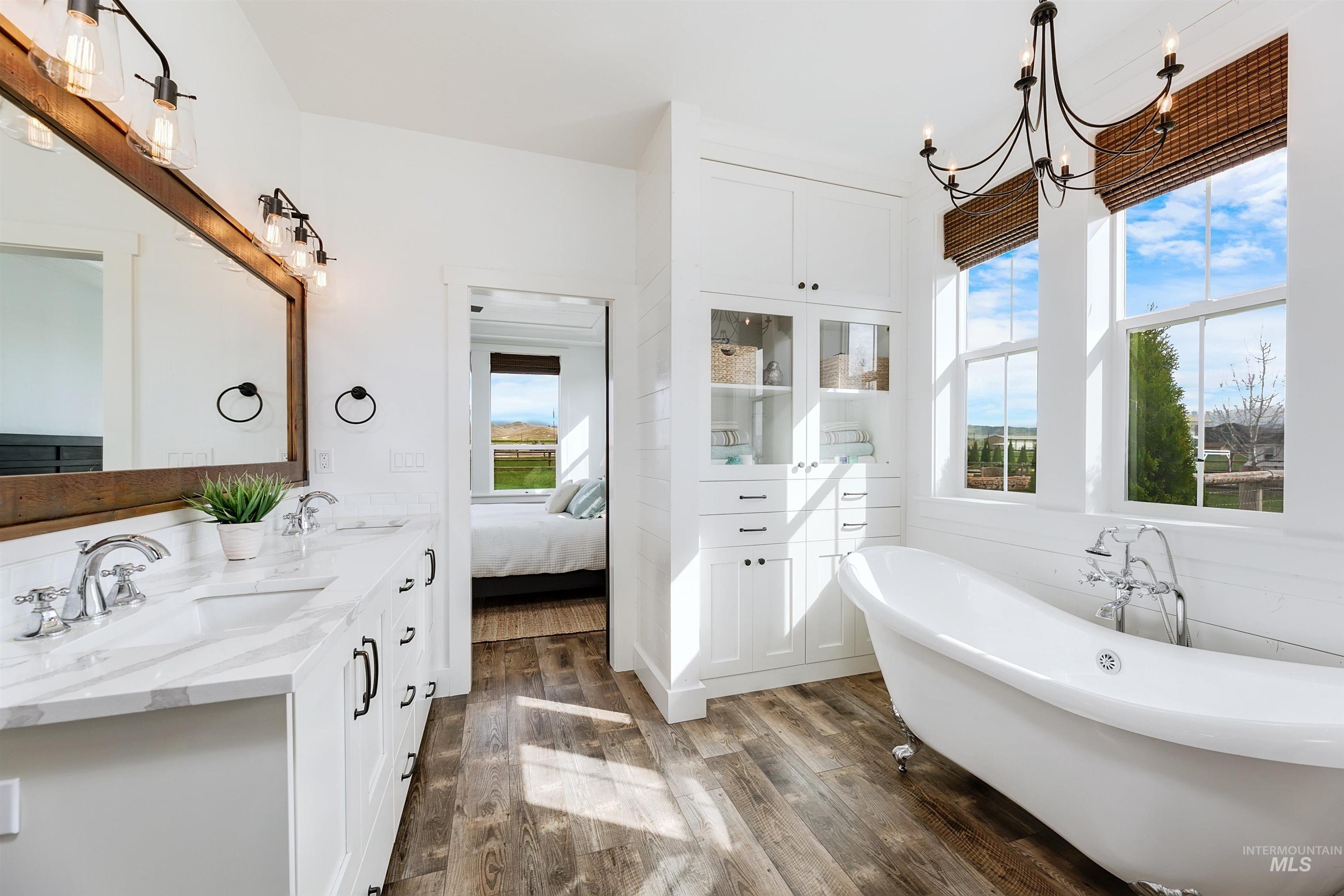 1800 Buttercup Lane, Emmett, Idaho 83617, 4 Bedrooms, 2.5 Bathrooms, Residential For Sale, Price $1,699,000,MLS 98980666