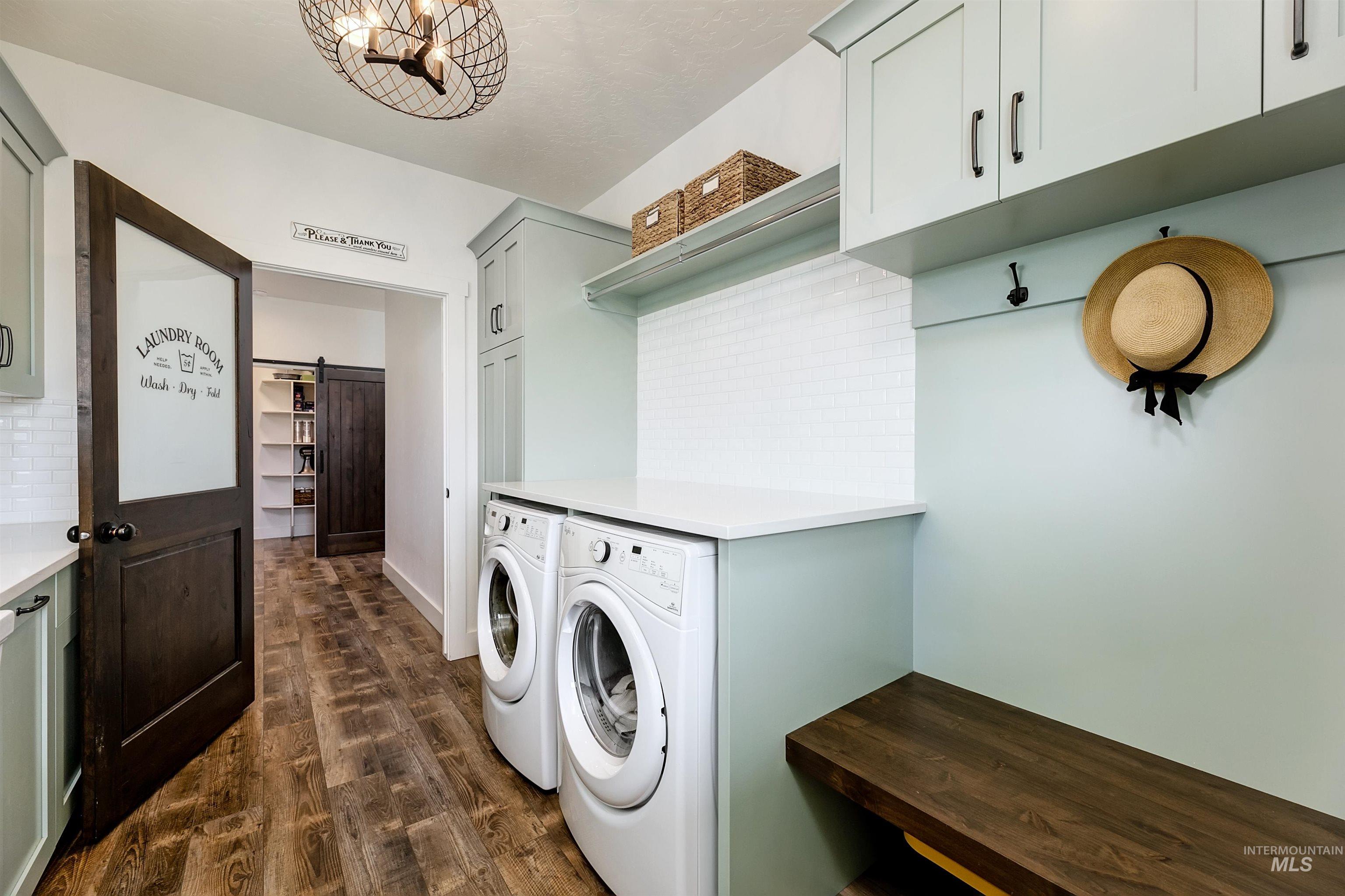 1800 Buttercup Lane, Emmett, Idaho 83617, 4 Bedrooms, 2.5 Bathrooms, Residential For Sale, Price $1,699,000,MLS 98980666