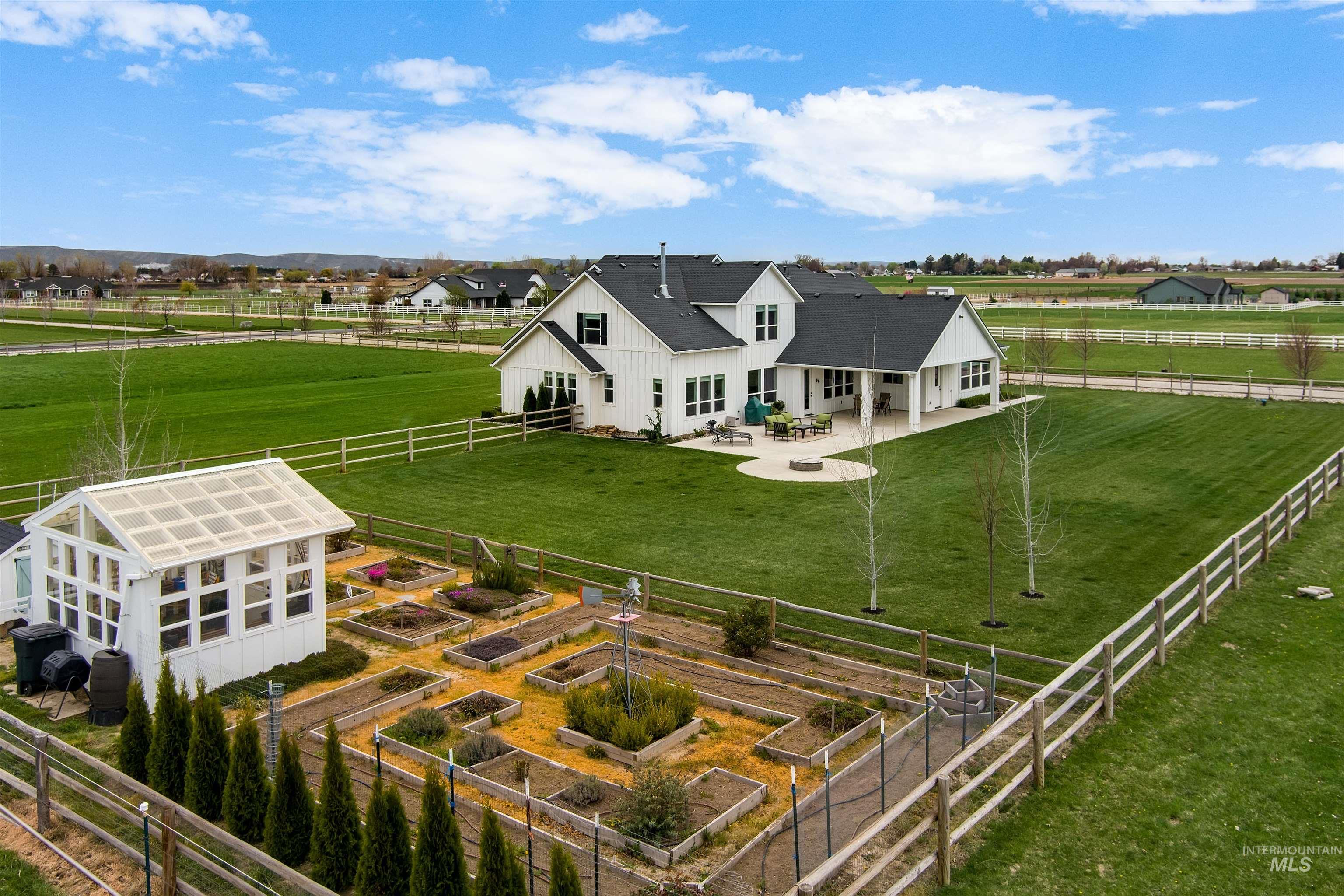 1800 Buttercup Lane, Emmett, Idaho 83617, 4 Bedrooms, 2.5 Bathrooms, Residential For Sale, Price $1,699,000,MLS 98980666