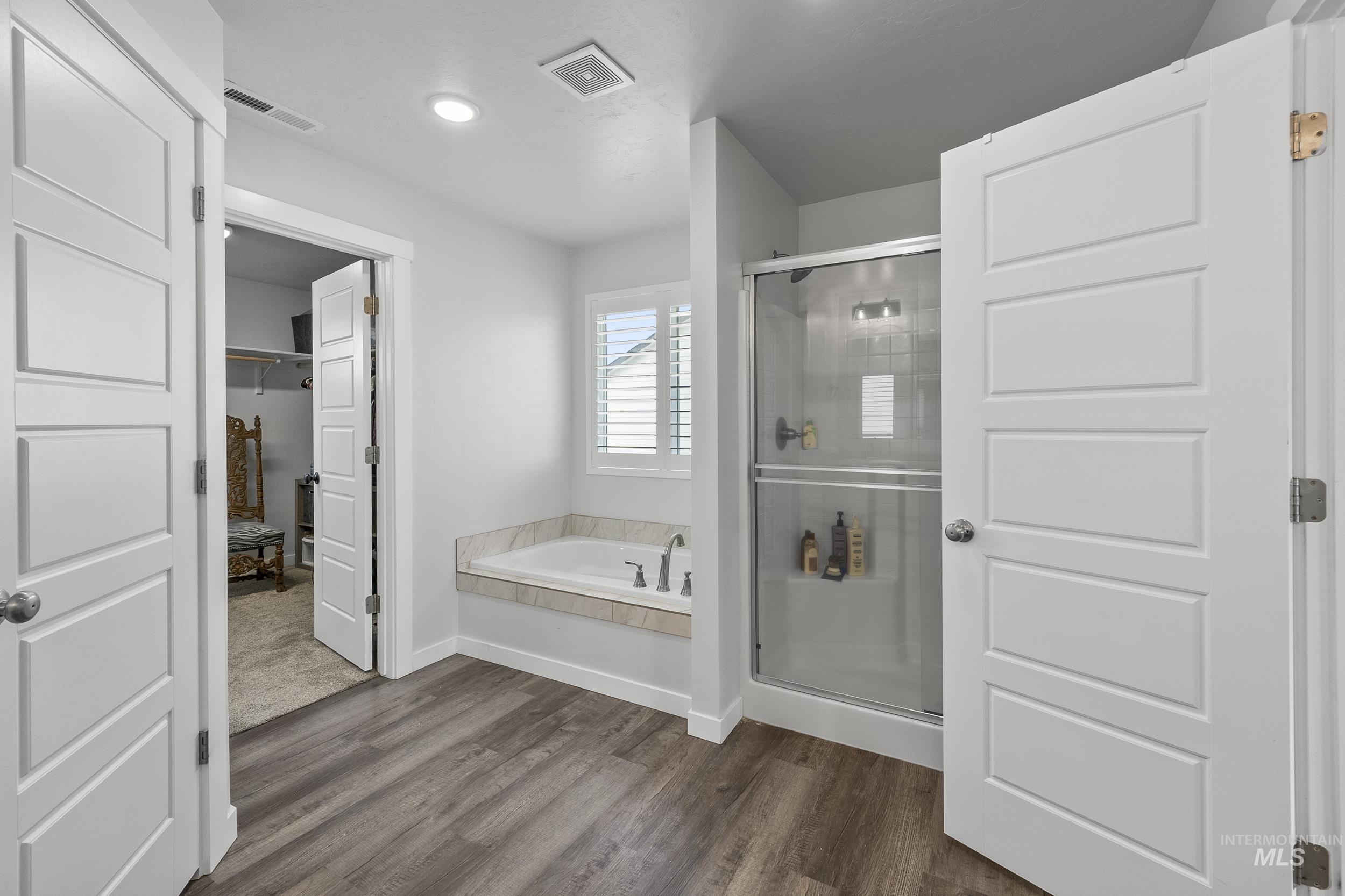 17184 N Plumage Way, Nampa, Idaho 83687, 4 Bedrooms, 3 Bathrooms, Residential For Sale, Price $567,990, 98980669