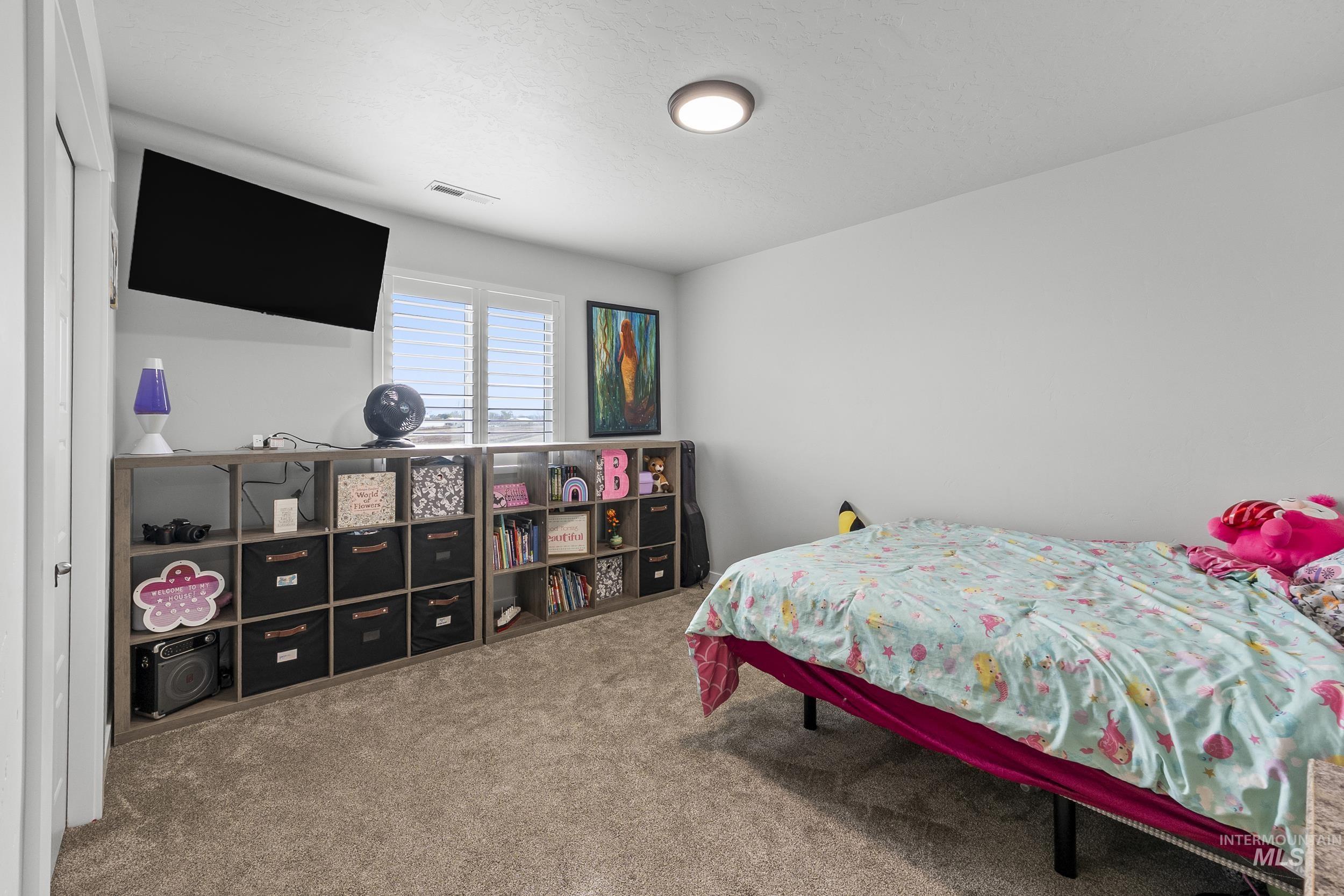 17184 N Plumage Way, Nampa, Idaho 83687, 4 Bedrooms, 3 Bathrooms, Residential For Sale, Price $567,990, 98980669