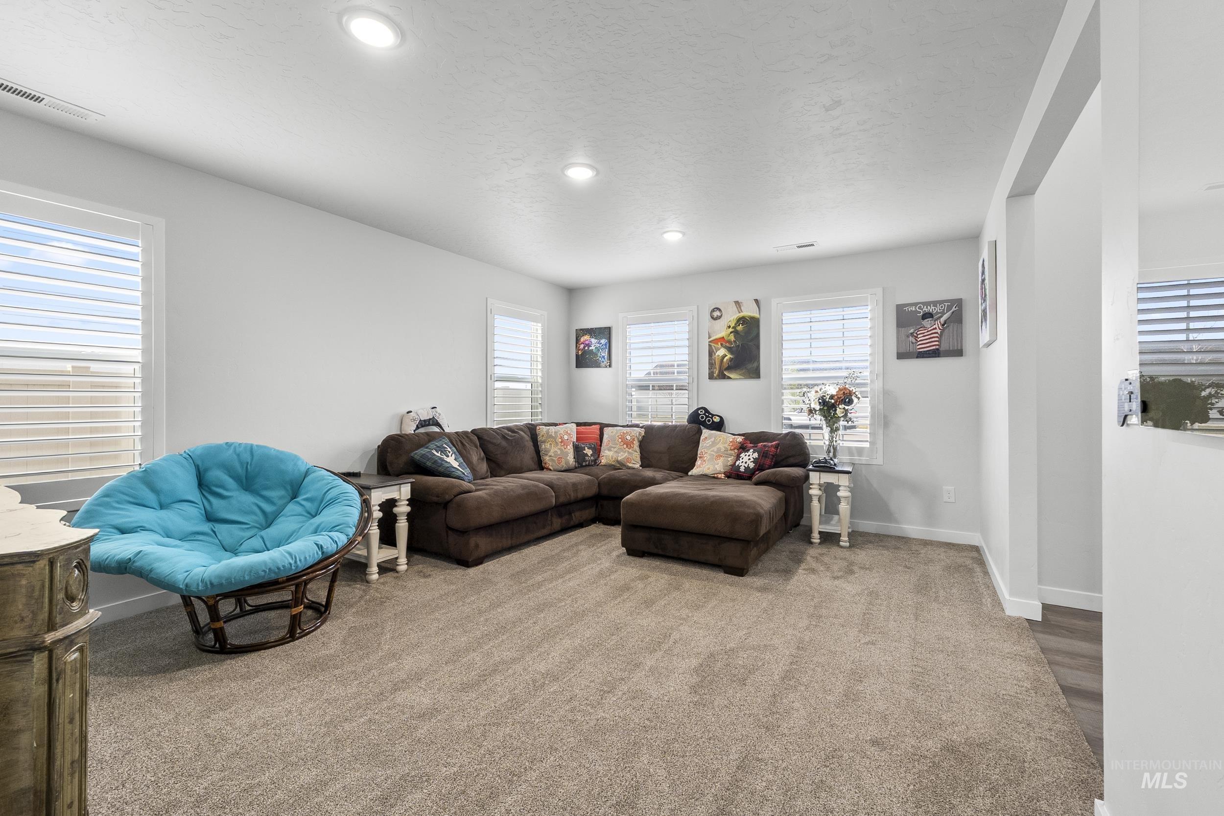 17184 N Plumage Way, Nampa, Idaho 83687, 4 Bedrooms, 3 Bathrooms, Residential For Sale, Price $575,000, 98980669