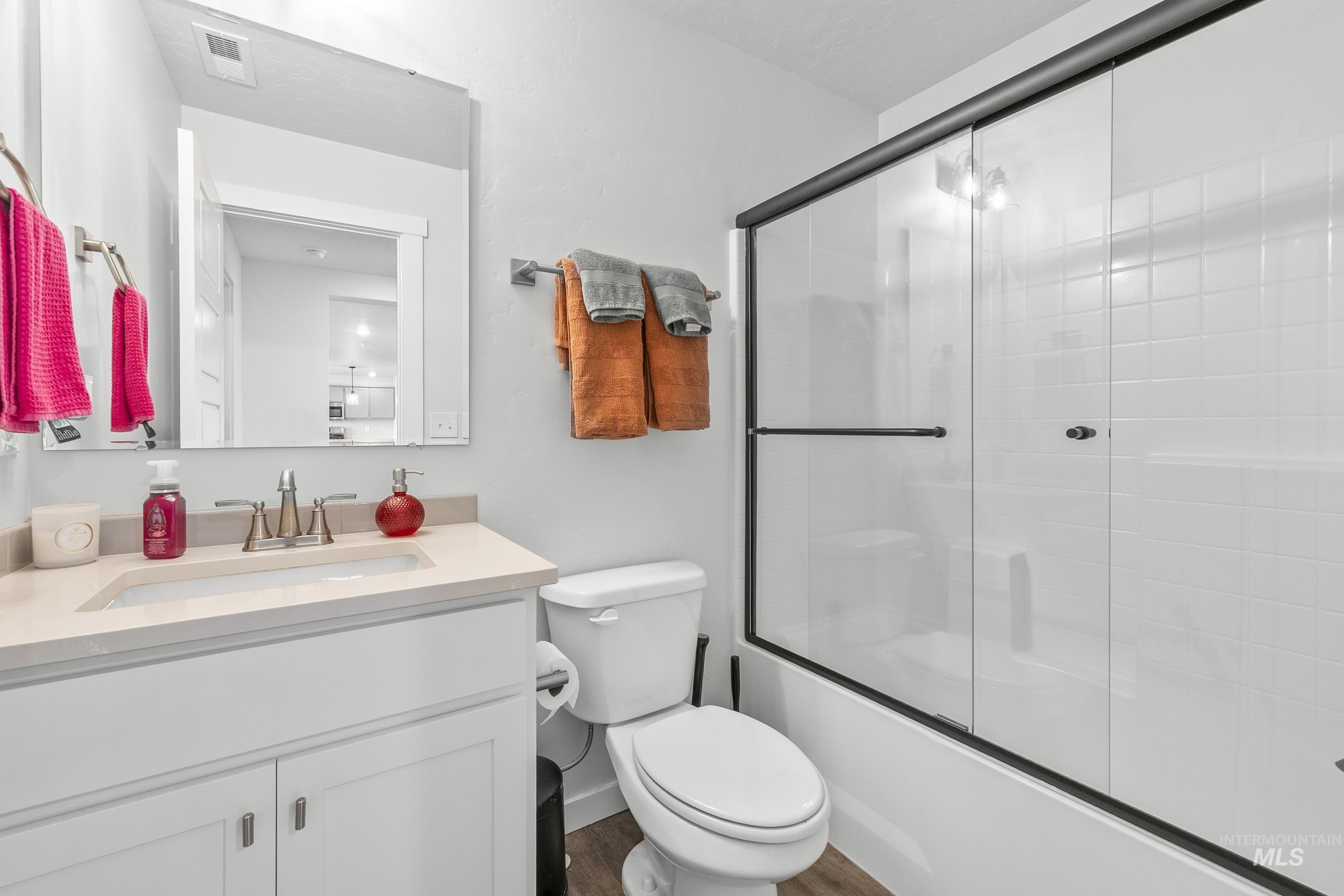 17184 N Plumage Way, Nampa, Idaho 83687, 4 Bedrooms, 3 Bathrooms, Residential For Sale, Price $575,000, 98980669