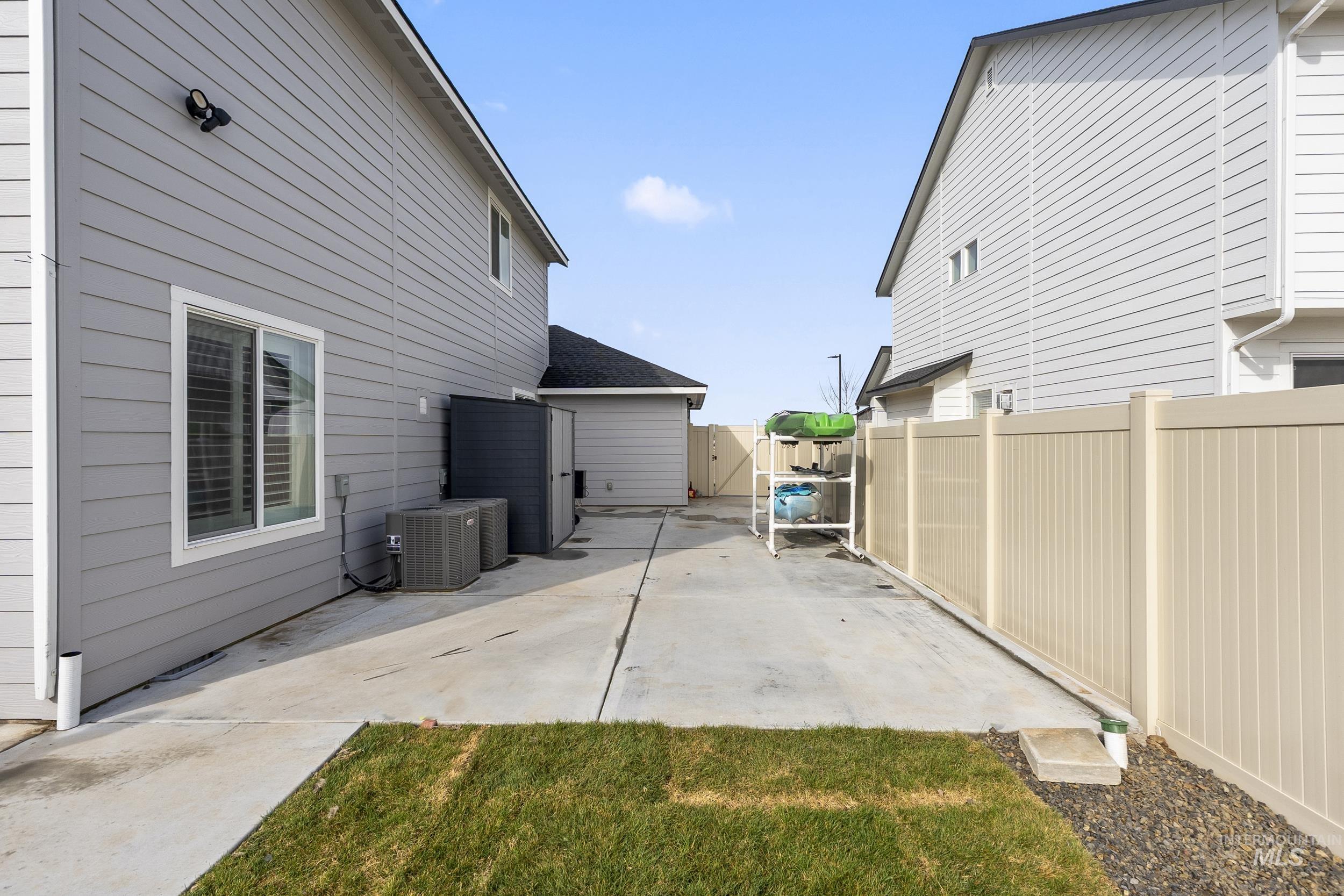 17184 N Plumage Way, Nampa, Idaho 83687, 4 Bedrooms, 3 Bathrooms, Residential For Sale, Price $567,990, 98980669