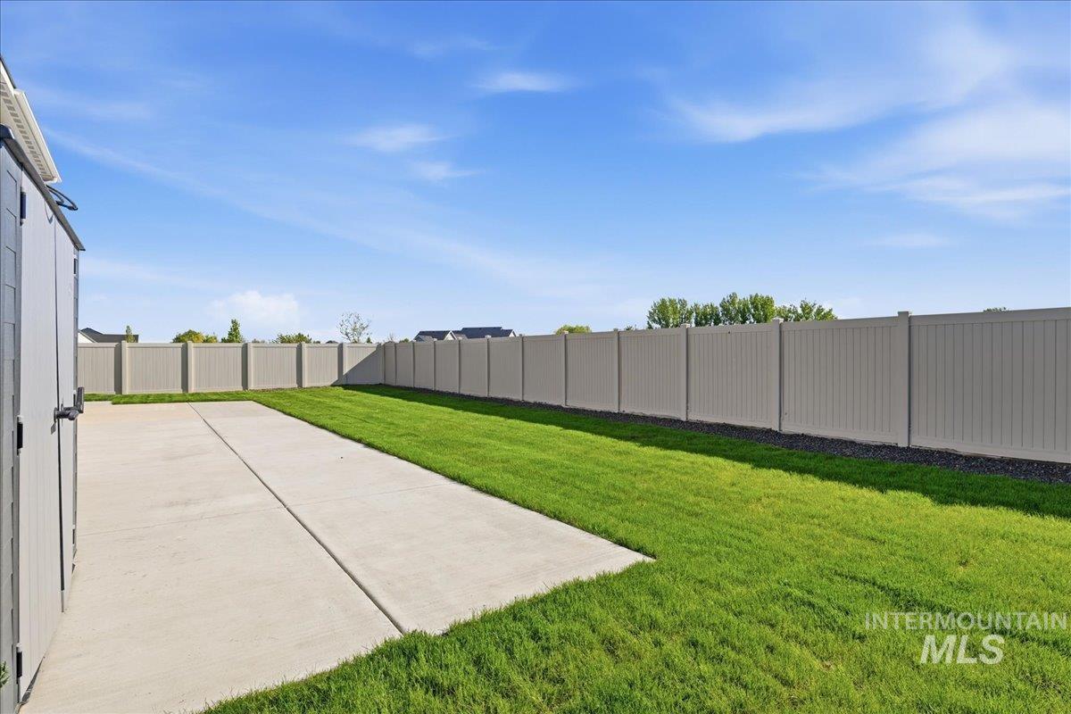 17184 N Plumage Way, Nampa, Idaho 83687, 4 Bedrooms, 3 Bathrooms, Residential For Sale, Price $567,990,MLS 98980669
