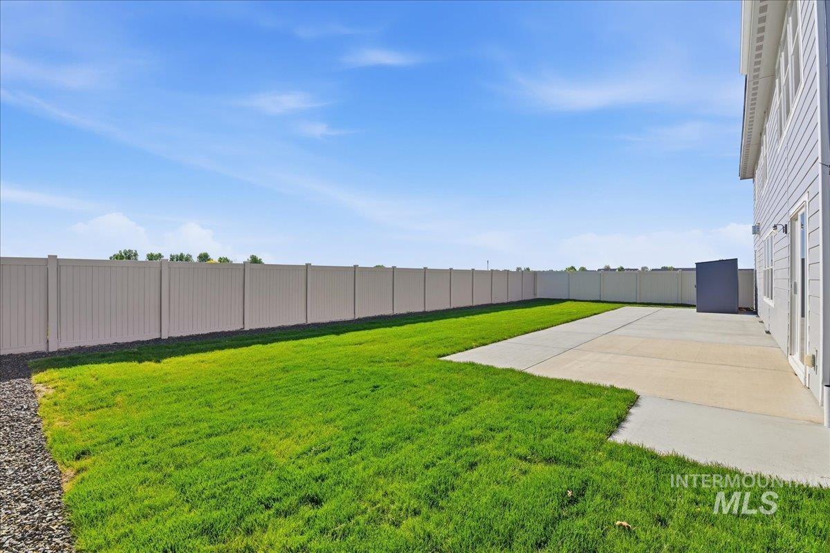 17184 N Plumage Way, Nampa, Idaho 83687, 4 Bedrooms, 3 Bathrooms, Residential For Sale, Price $567,990,MLS 98980669