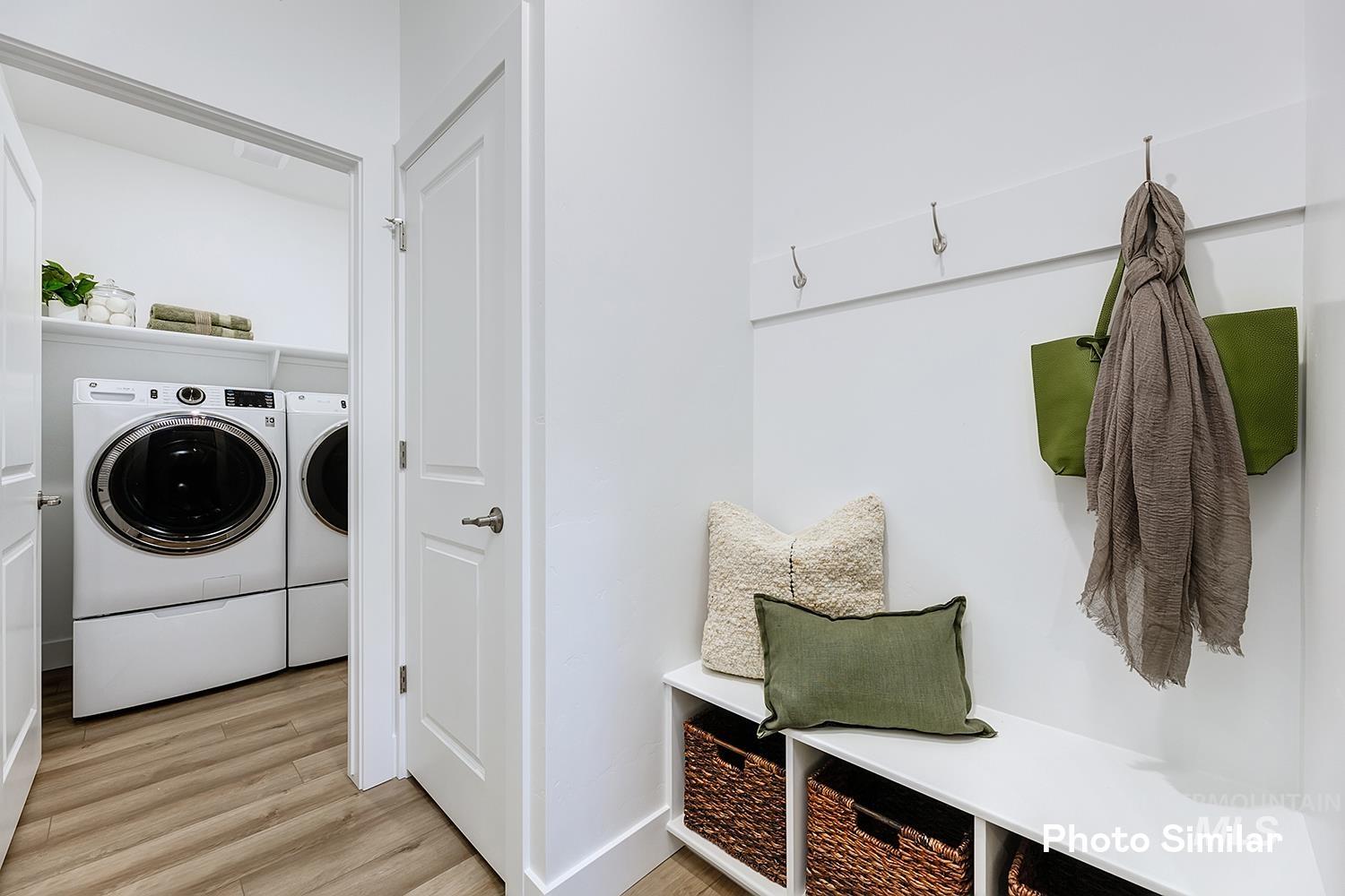 5467 E Victoria Falls Dr, Nampa, Idaho 83686, 4 Bedrooms, 3 Bathrooms, Residential For Sale, Price $575,400,MLS 98980672