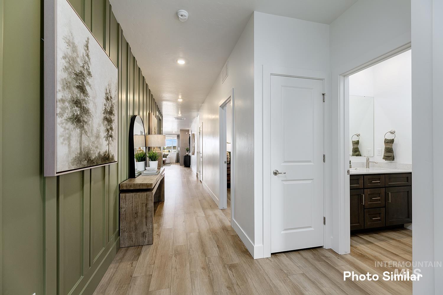 5467 E Victoria Falls Dr, Nampa, Idaho 83686, 4 Bedrooms, 3 Bathrooms, Residential For Sale, Price $575,400,MLS 98980672