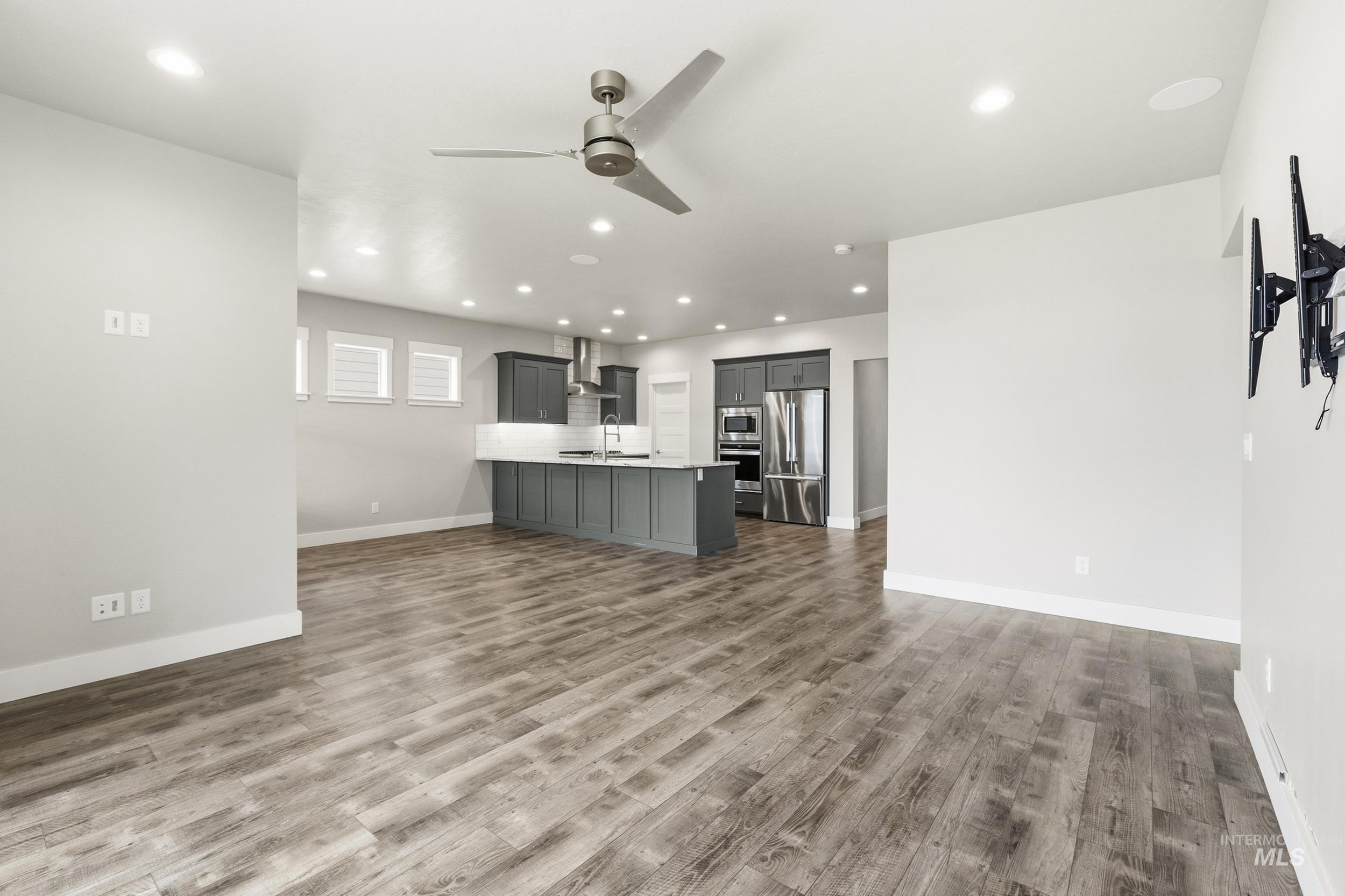 12025 W Endsley St., Star, Idaho 83669, 3 Bedrooms, 2 Bathrooms, Residential For Sale, Price $509,999,MLS 98980675