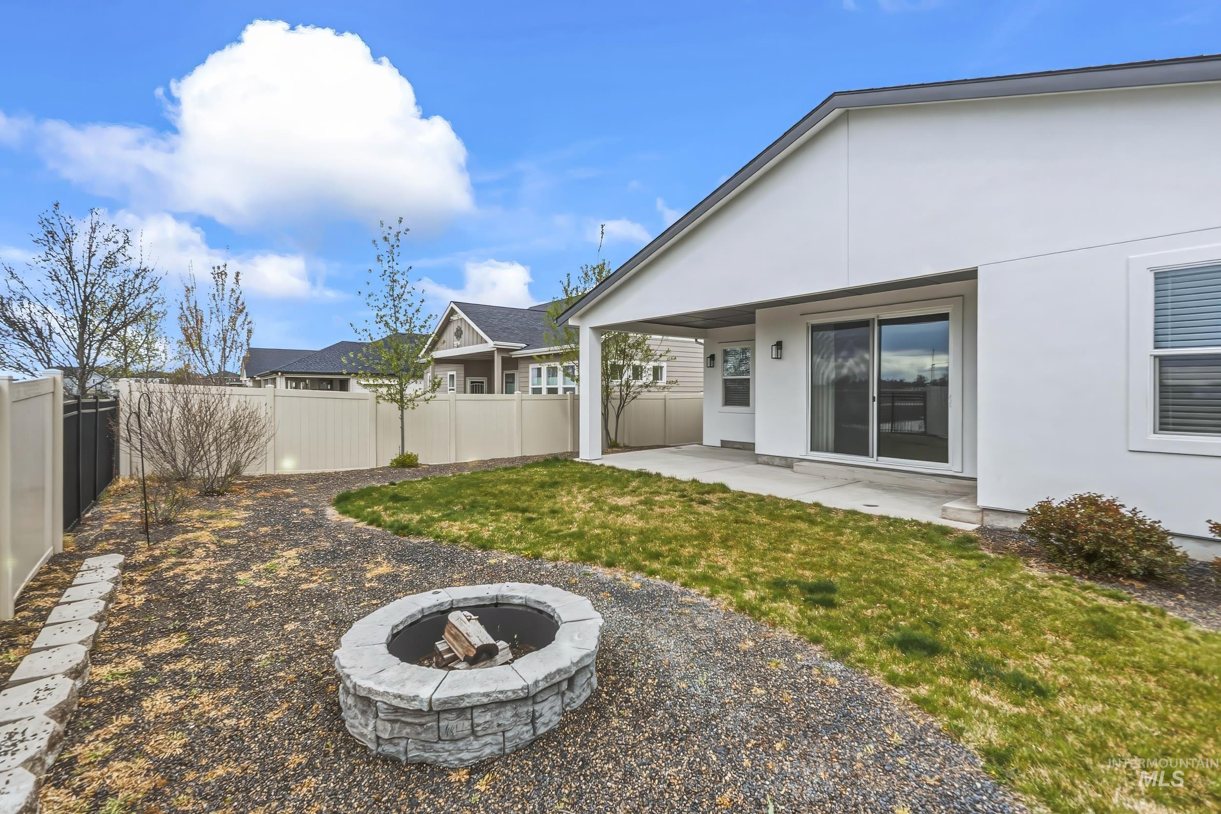 12025 W Endsley St., Star, Idaho 83669, 3 Bedrooms, 2 Bathrooms, Residential For Sale, Price $509,999,MLS 98980675