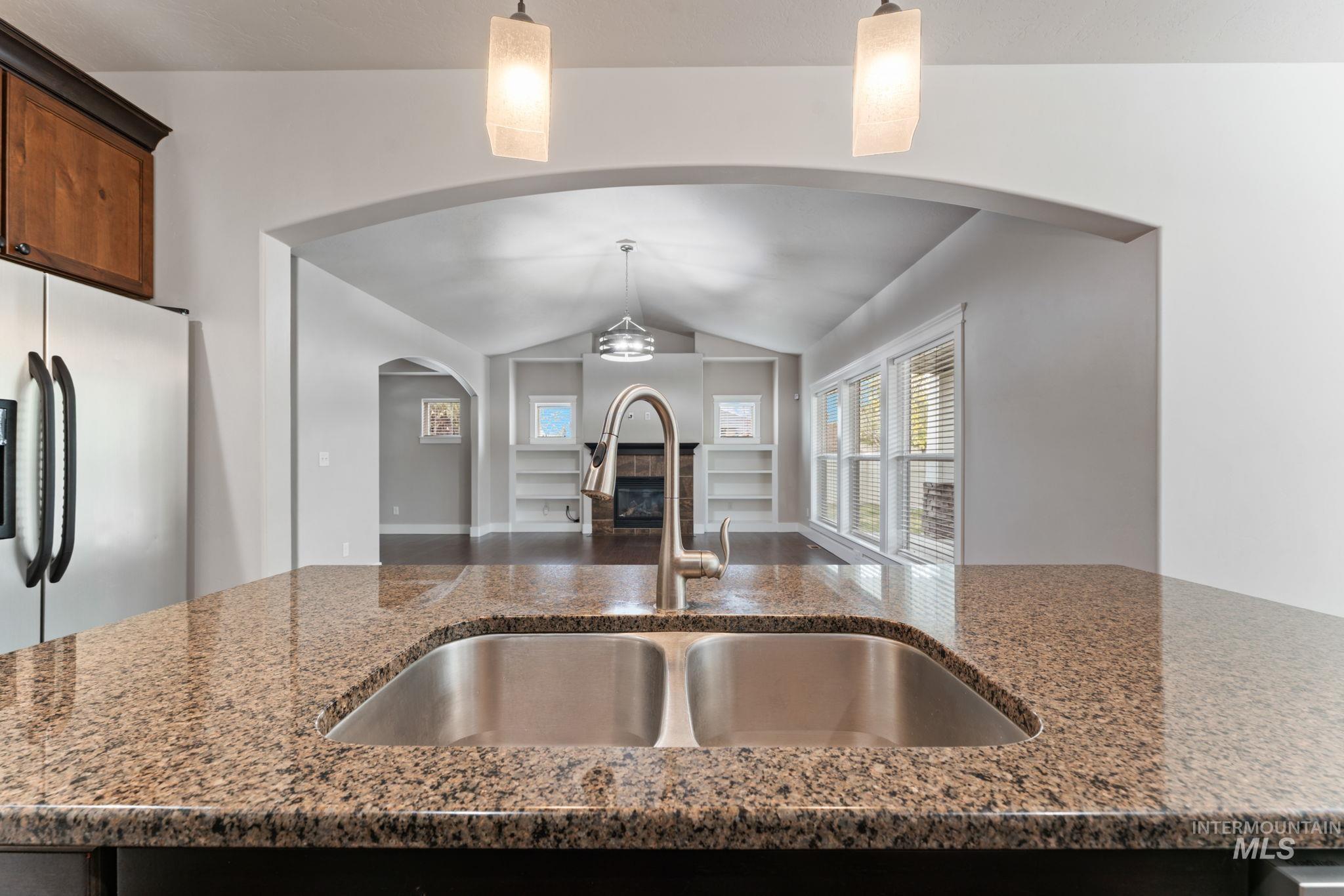 2221 Canyon Trail Way, Twin Falls, Idaho 83301-5412, 4 Bedrooms, 3 Bathrooms, Residential For Sale, Price $564,900,MLS 98980677