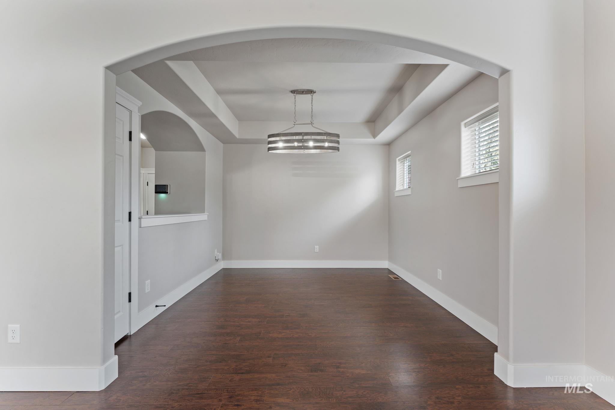 2221 Canyon Trail Way, Twin Falls, Idaho 83301-5412, 4 Bedrooms, 3 Bathrooms, Residential For Sale, Price $564,900,MLS 98980677