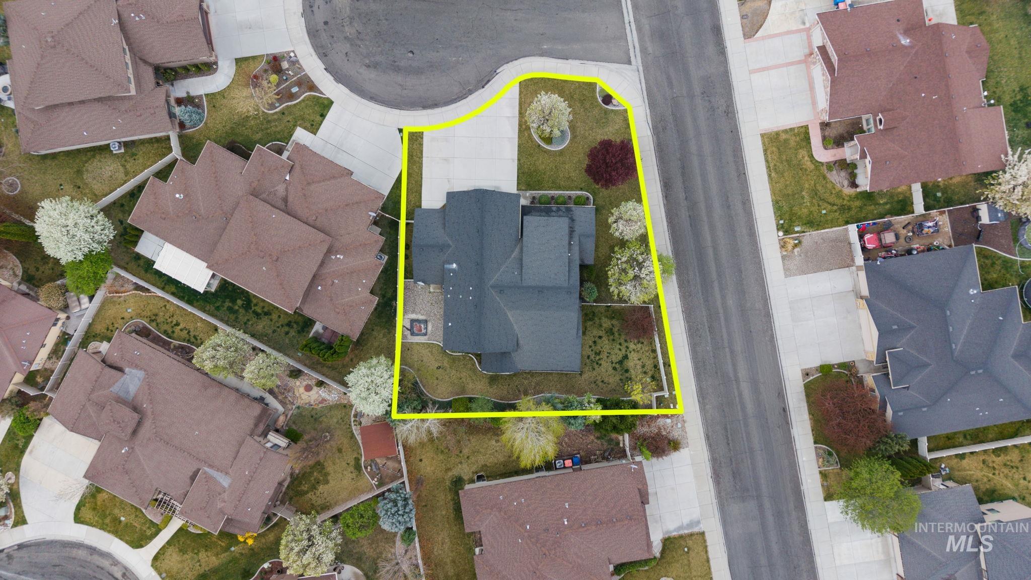 2221 Canyon Trail Way, Twin Falls, Idaho 83301-5412, 4 Bedrooms, 3 Bathrooms, Residential For Sale, Price $564,900,MLS 98980677