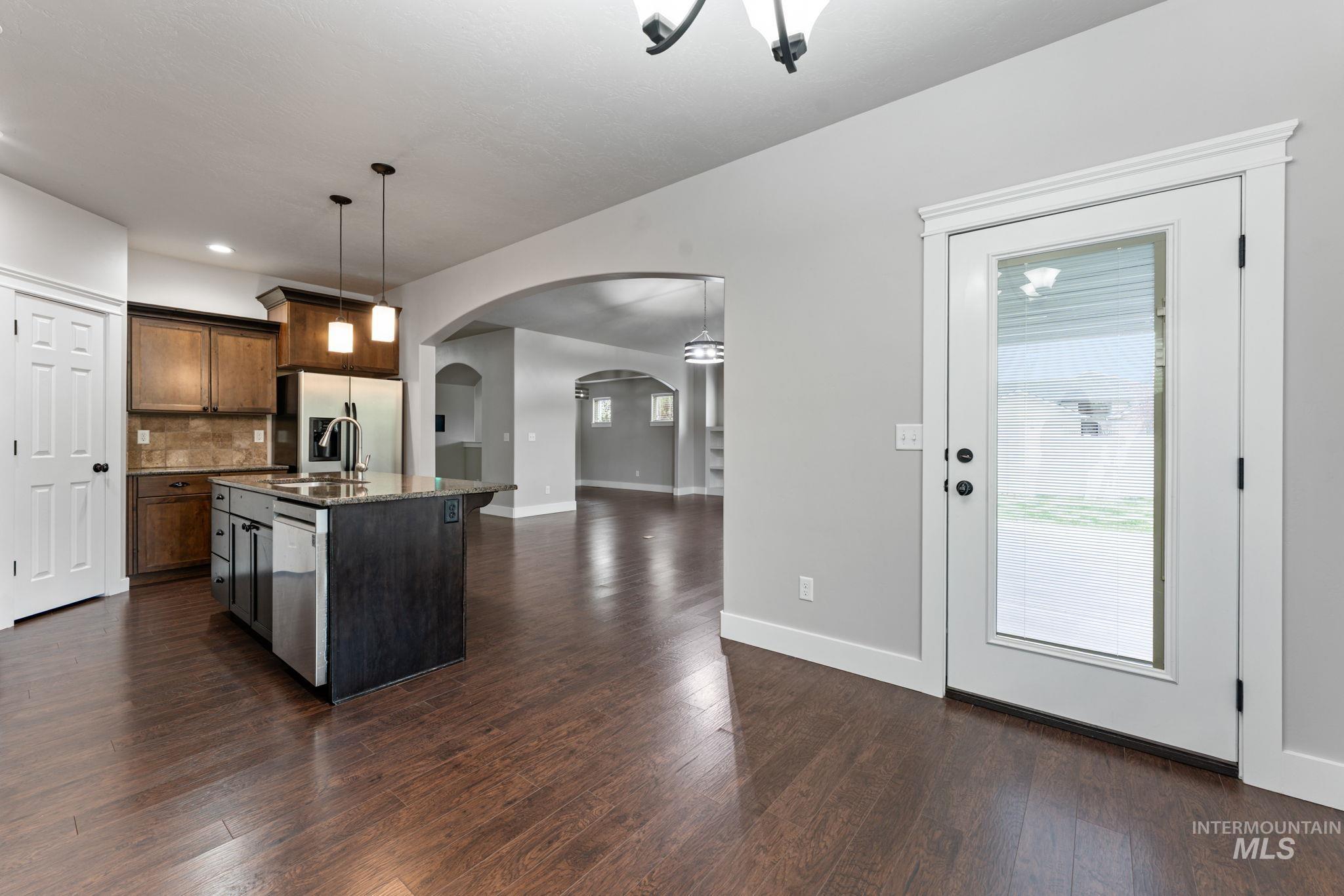 2221 Canyon Trail Way, Twin Falls, Idaho 83301-5412, 4 Bedrooms, 3 Bathrooms, Residential For Sale, Price $564,900,MLS 98980677