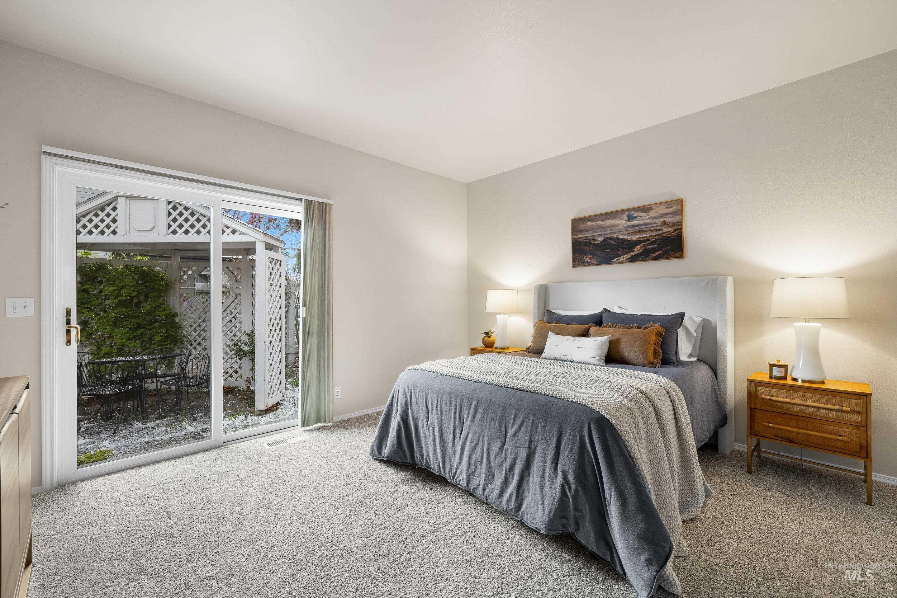 5583 W Harborcove Ln, Boise, Idaho 83703, 2 Bedrooms, 2 Bathrooms, Residential For Sale, Price $499,000,MLS 98980678