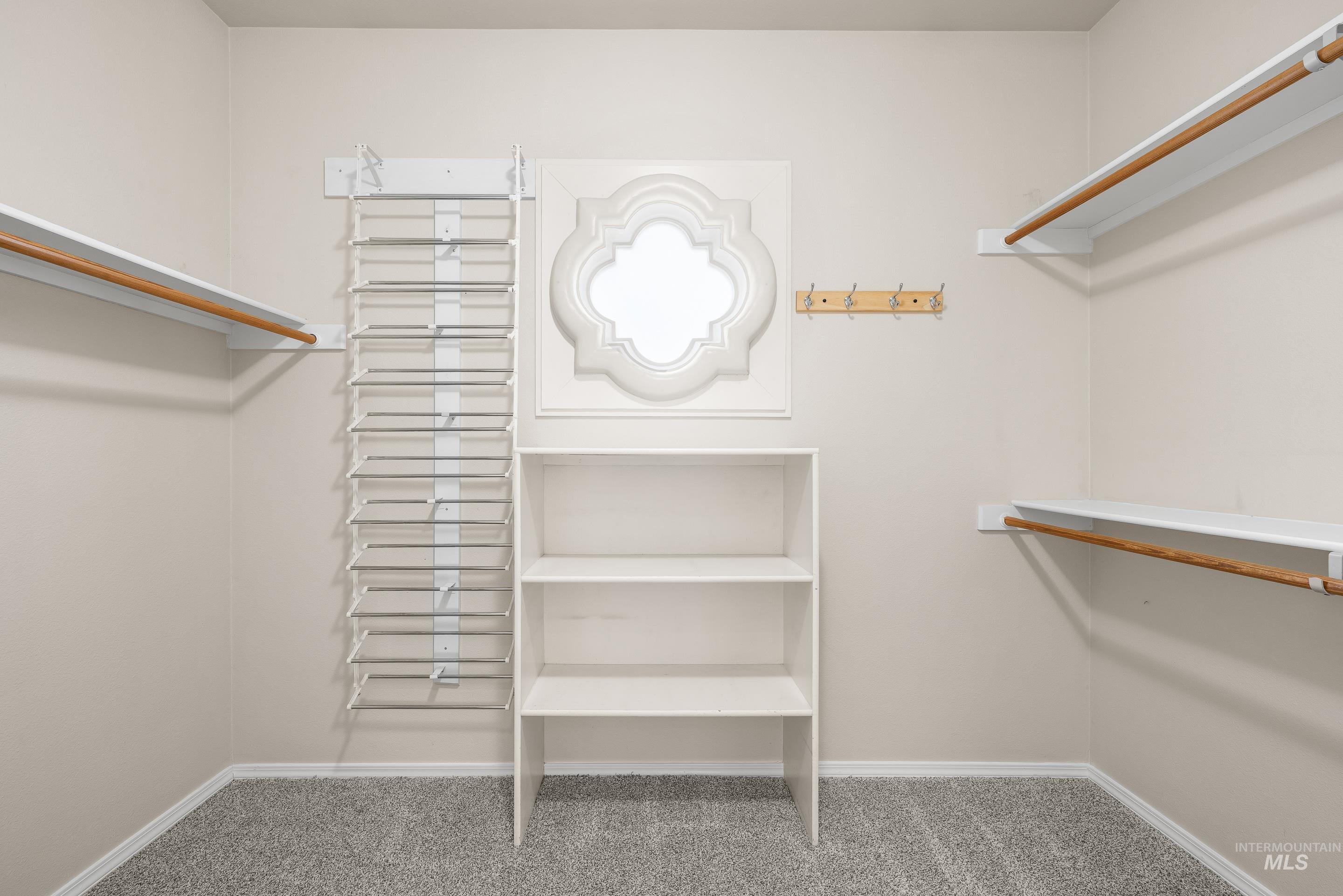 5583 W Harborcove Ln, Boise, Idaho 83703, 2 Bedrooms, 2 Bathrooms, Residential For Sale, Price $499,000,MLS 98980678