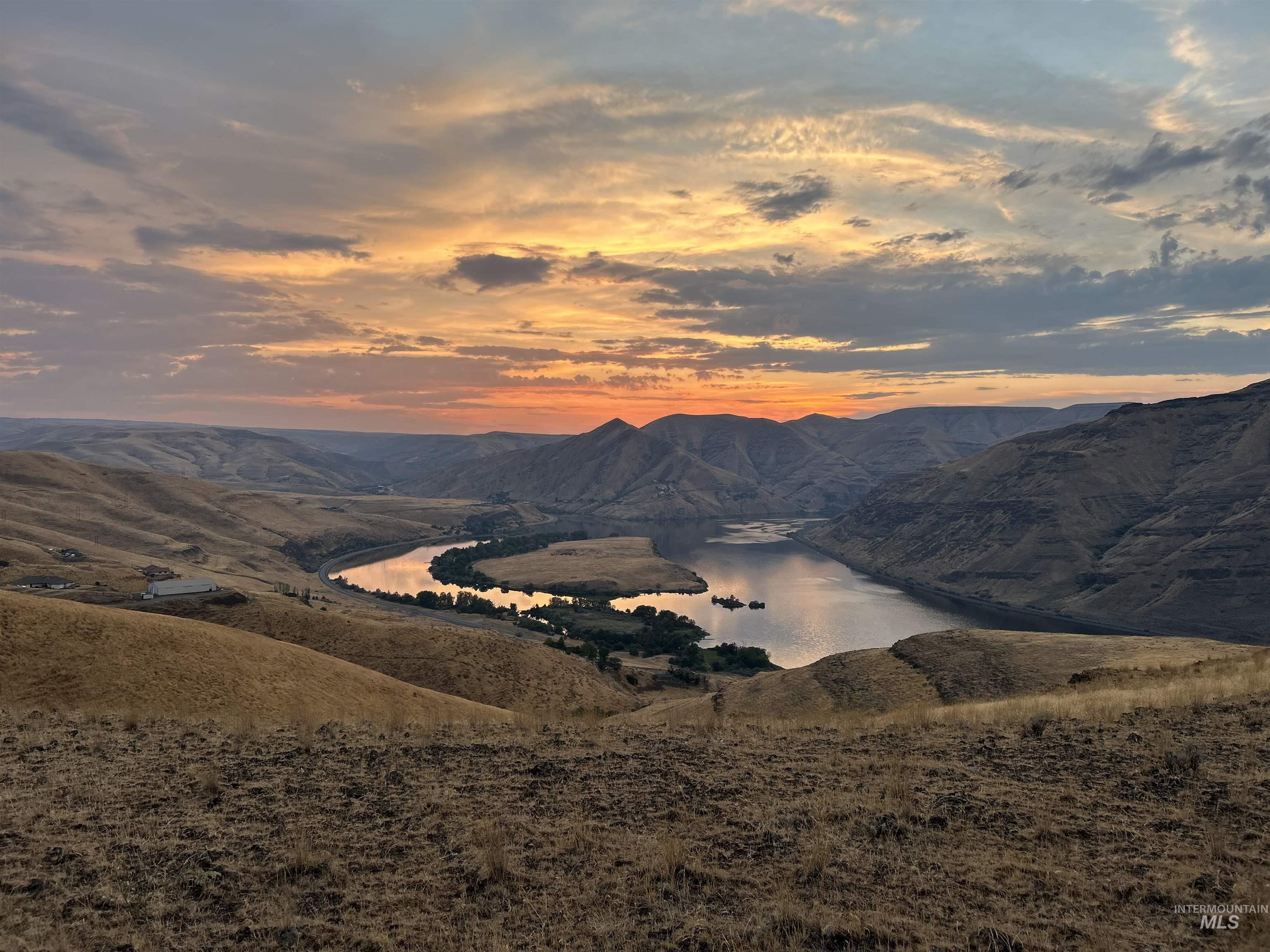 2001 Silcott Hills Rd, Clarkston, Washington 99403, Land For Sale, Price $250,000,MLS 98980680