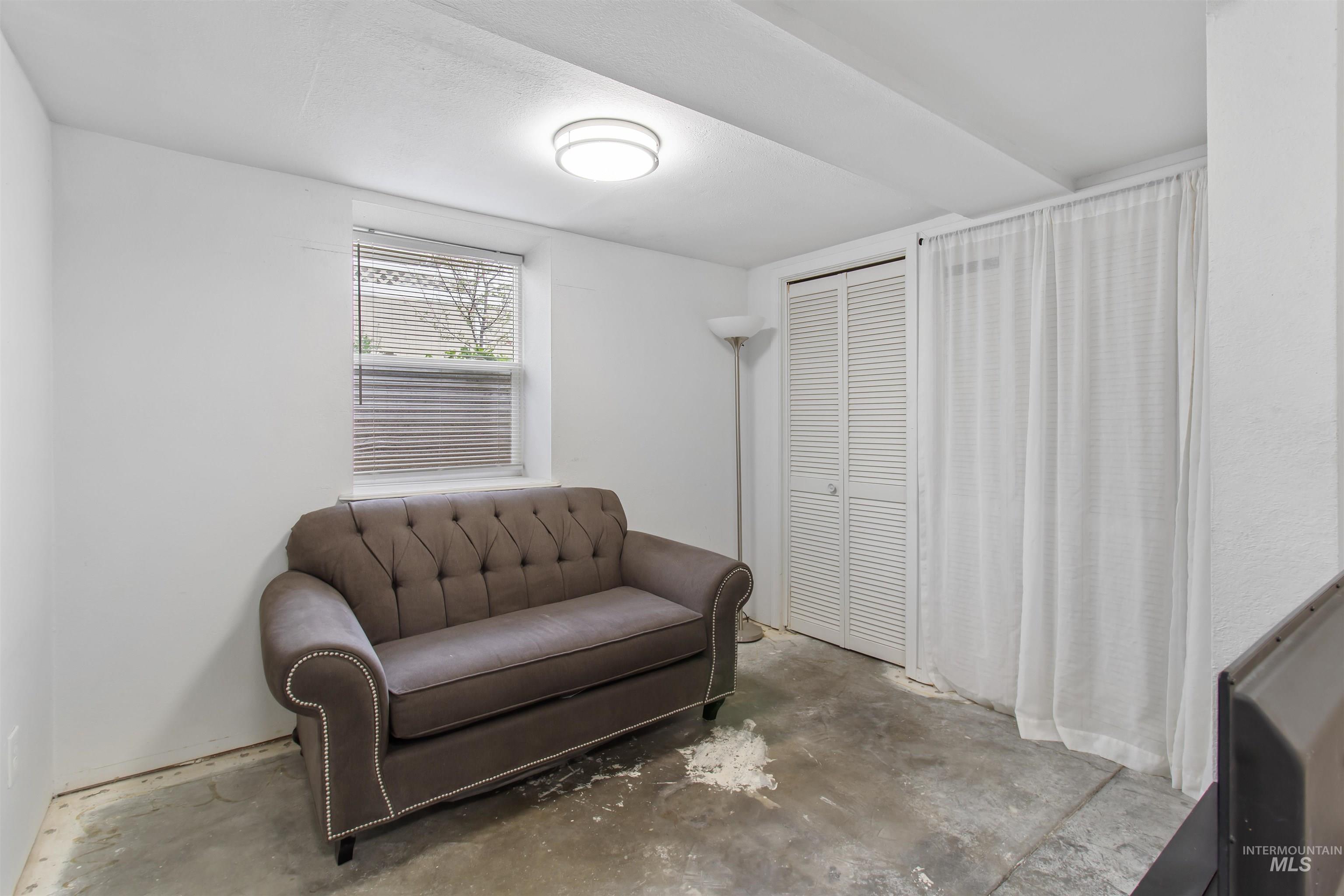 464 Heyburn Ave W, Twin Falls, Idaho 83301, 3 Bedrooms, 2 Bathrooms, Residential For Sale, Price $299,000,MLS 98980682