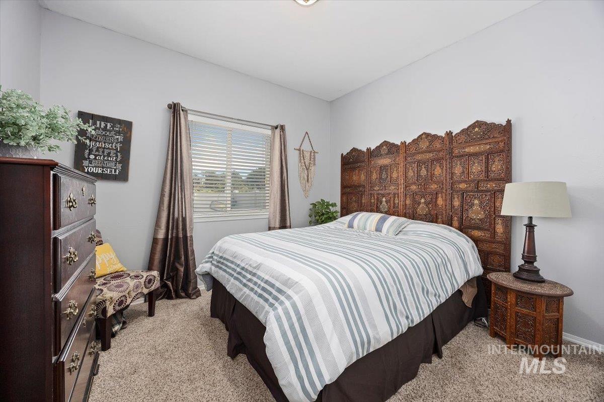 3702 N 2481 E, Twin Falls, Idaho 83301, 5 Bedrooms, 3 Bathrooms, Residential For Sale, Price $649,900,MLS 98980689