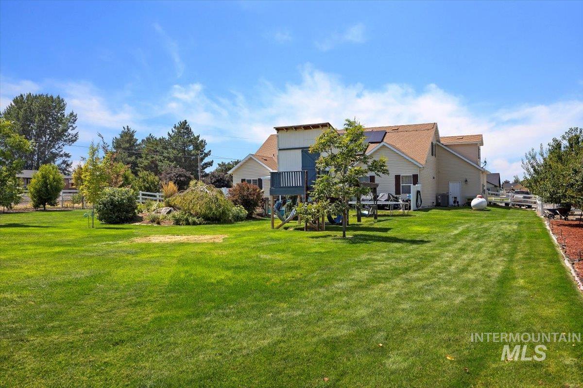 3702 N 2481 E, Twin Falls, Idaho 83301, 5 Bedrooms, 3 Bathrooms, Residential For Sale, Price $649,900,MLS 98980689