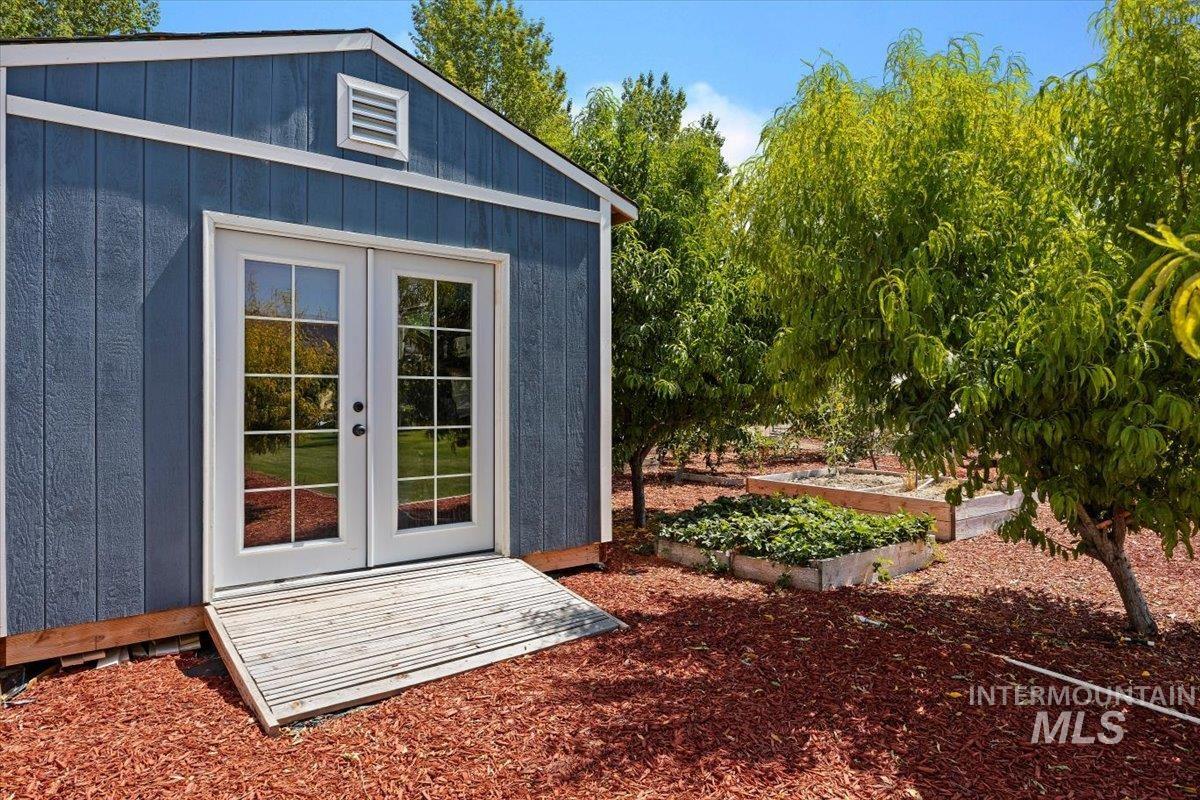 3702 N 2481 E, Twin Falls, Idaho 83301, 5 Bedrooms, 3 Bathrooms, Residential For Sale, Price $649,900,MLS 98980689