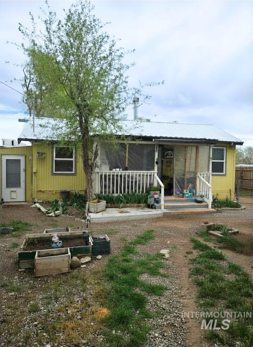 635 Hwy 78, Grand View, Idaho 83624, 1 Bedroom, 1 Bathroom, Residential For Sale, Price $265,000,MLS 98980693