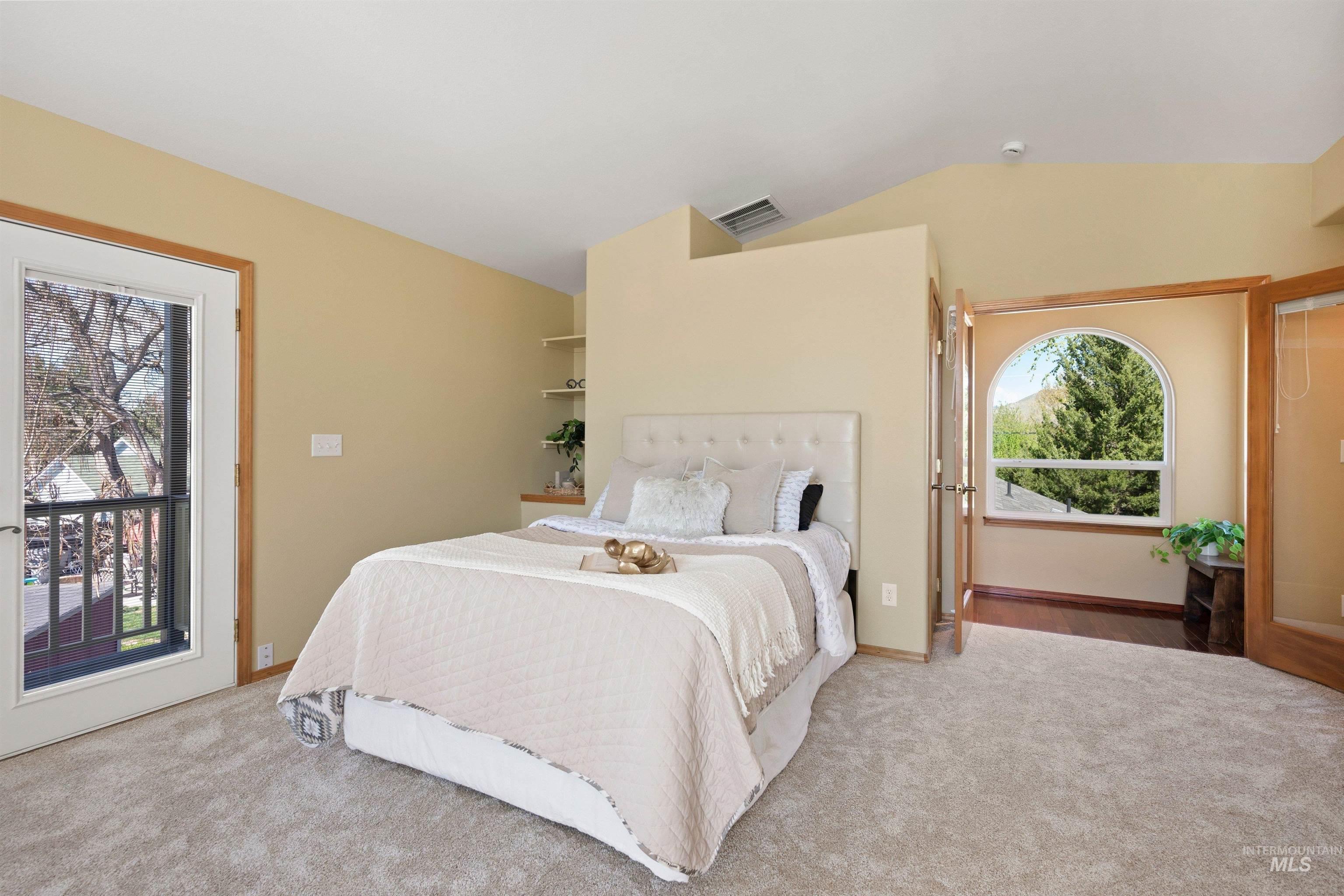 2230 S Sumac Street, Boise, Idaho 83706, 3 Bedrooms, 3 Bathrooms, Residential For Sale, Price $564,900, 98980694