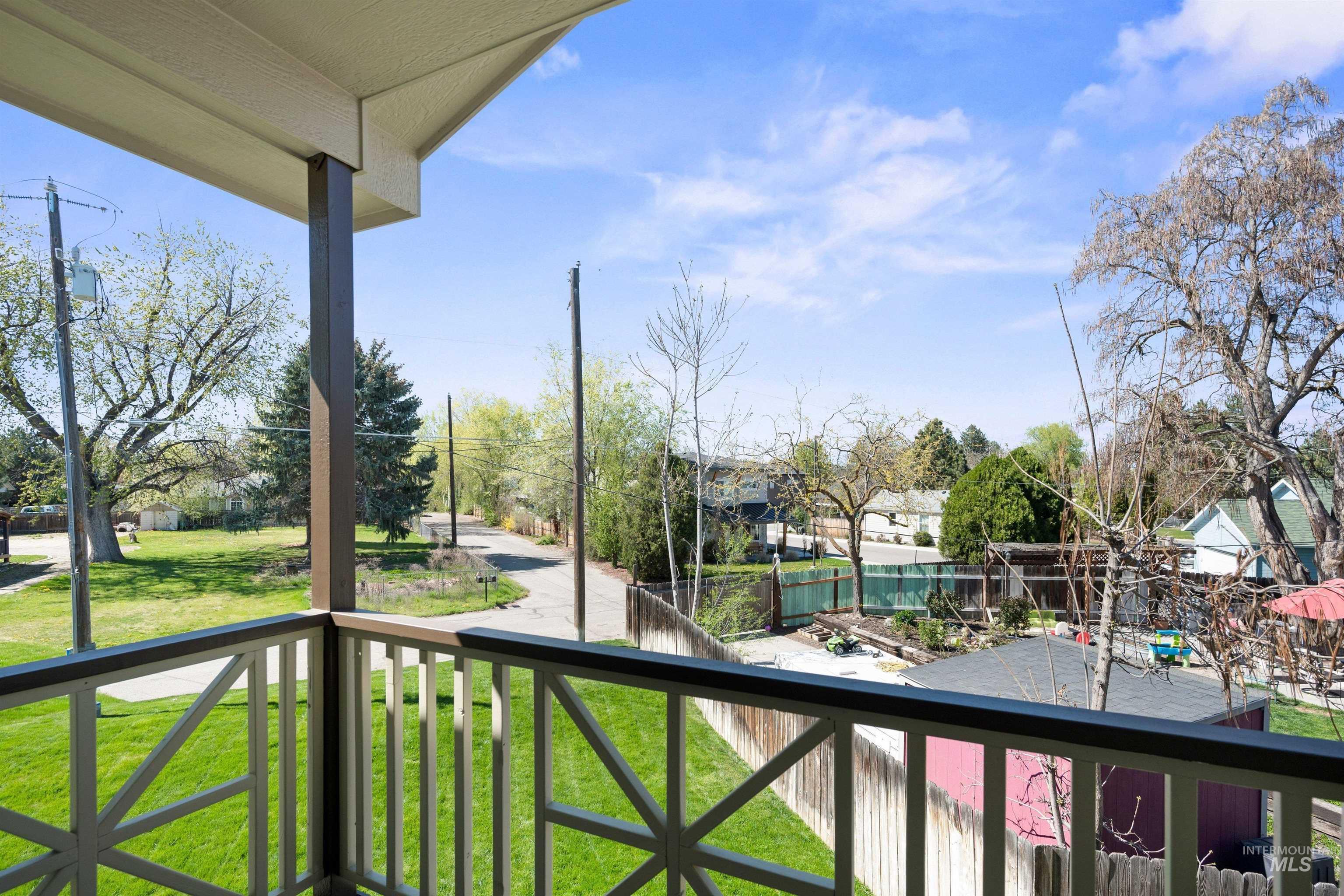 2230 S Sumac Street, Boise, Idaho 83706, 3 Bedrooms, 3 Bathrooms, Residential For Sale, Price $564,900, 98980694