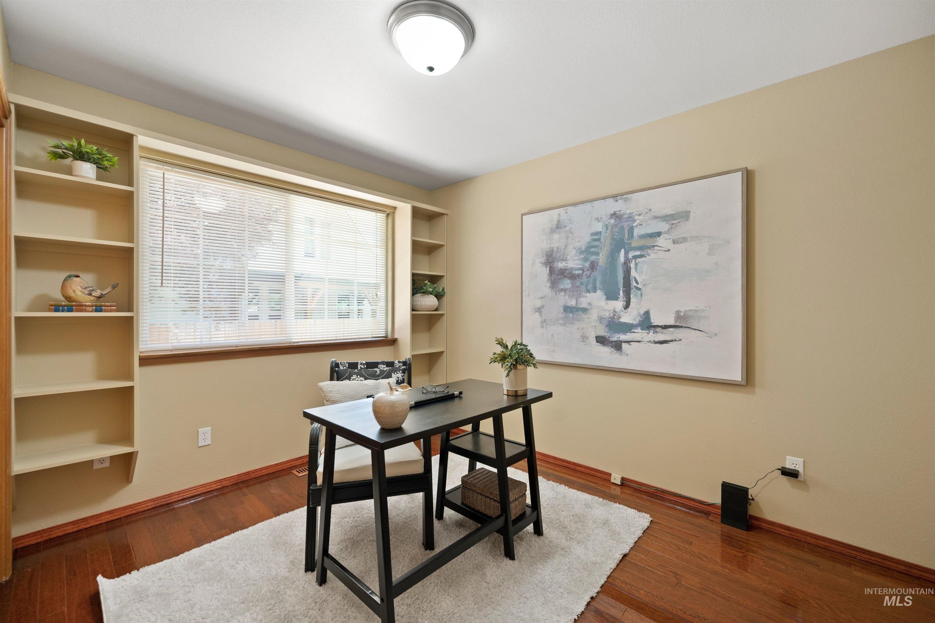 2230 S Sumac Street, Boise, Idaho 83706, 3 Bedrooms, 3 Bathrooms, Residential For Sale, Price $564,900, 98980694