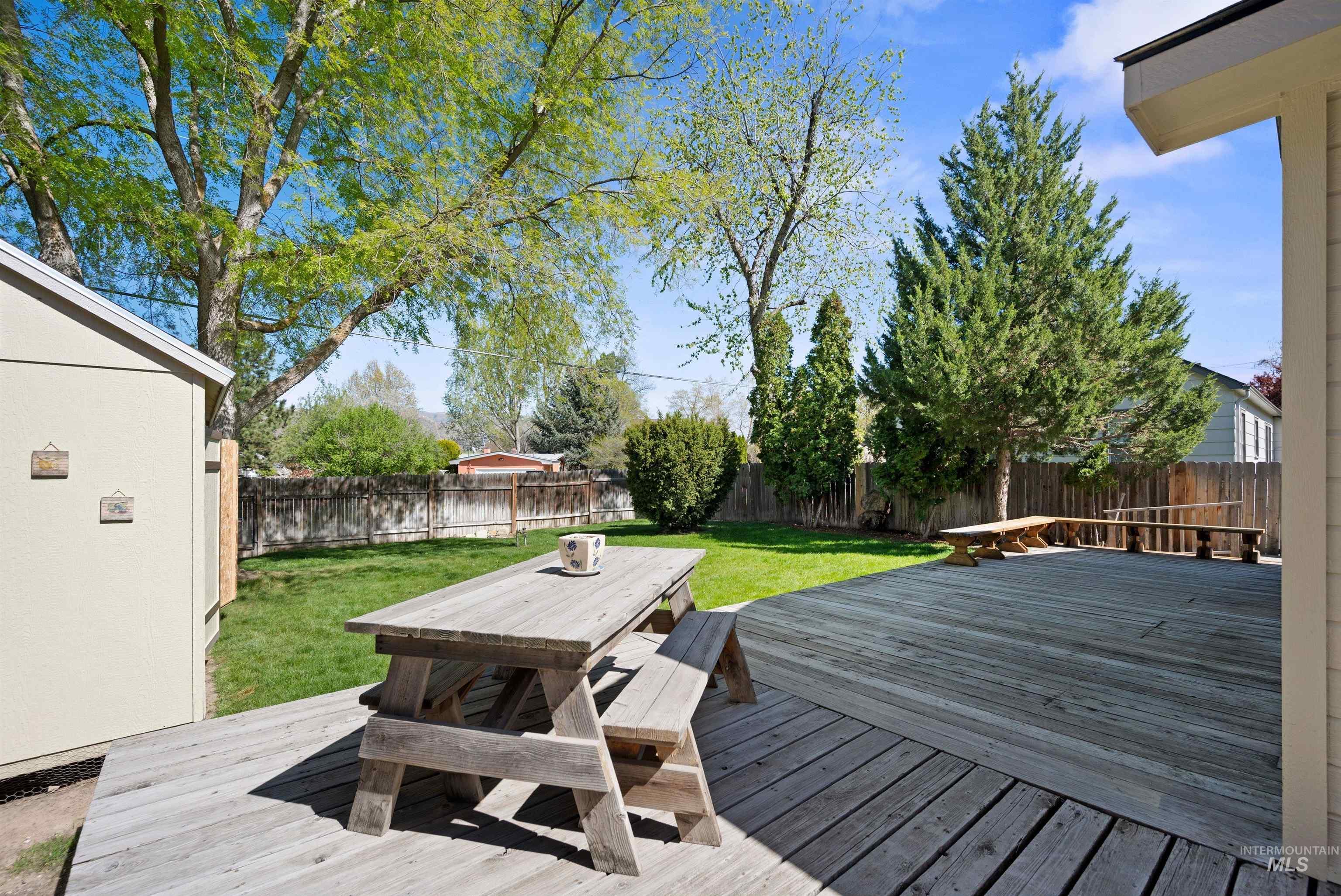 2230 S Sumac Street, Boise, Idaho 83706, 3 Bedrooms, 3 Bathrooms, Residential For Sale, Price $564,900, 98980694