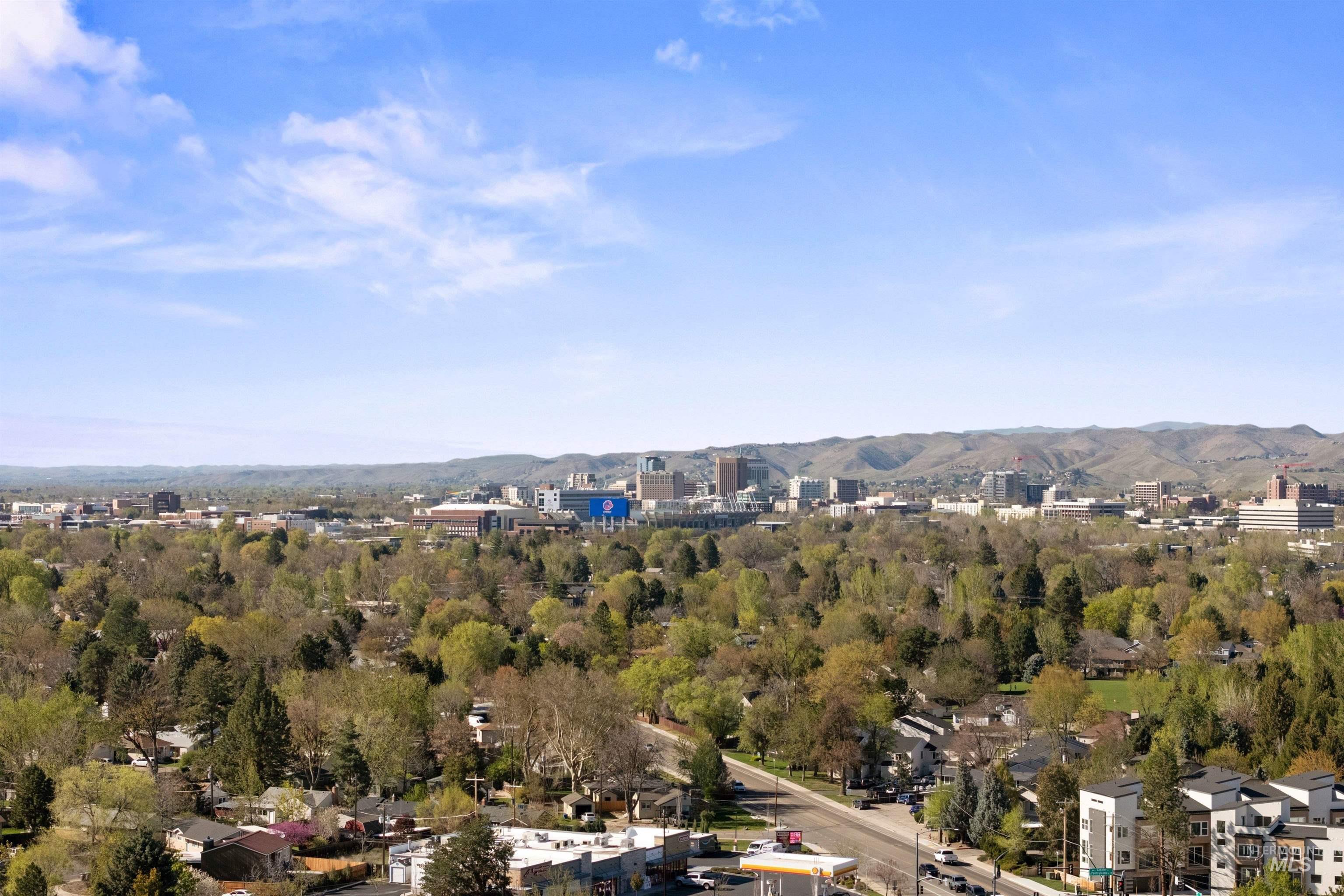 2230 S Sumac Street, Boise, Idaho 83706, 3 Bedrooms, 3 Bathrooms, Residential For Sale, Price $564,900, 98980694