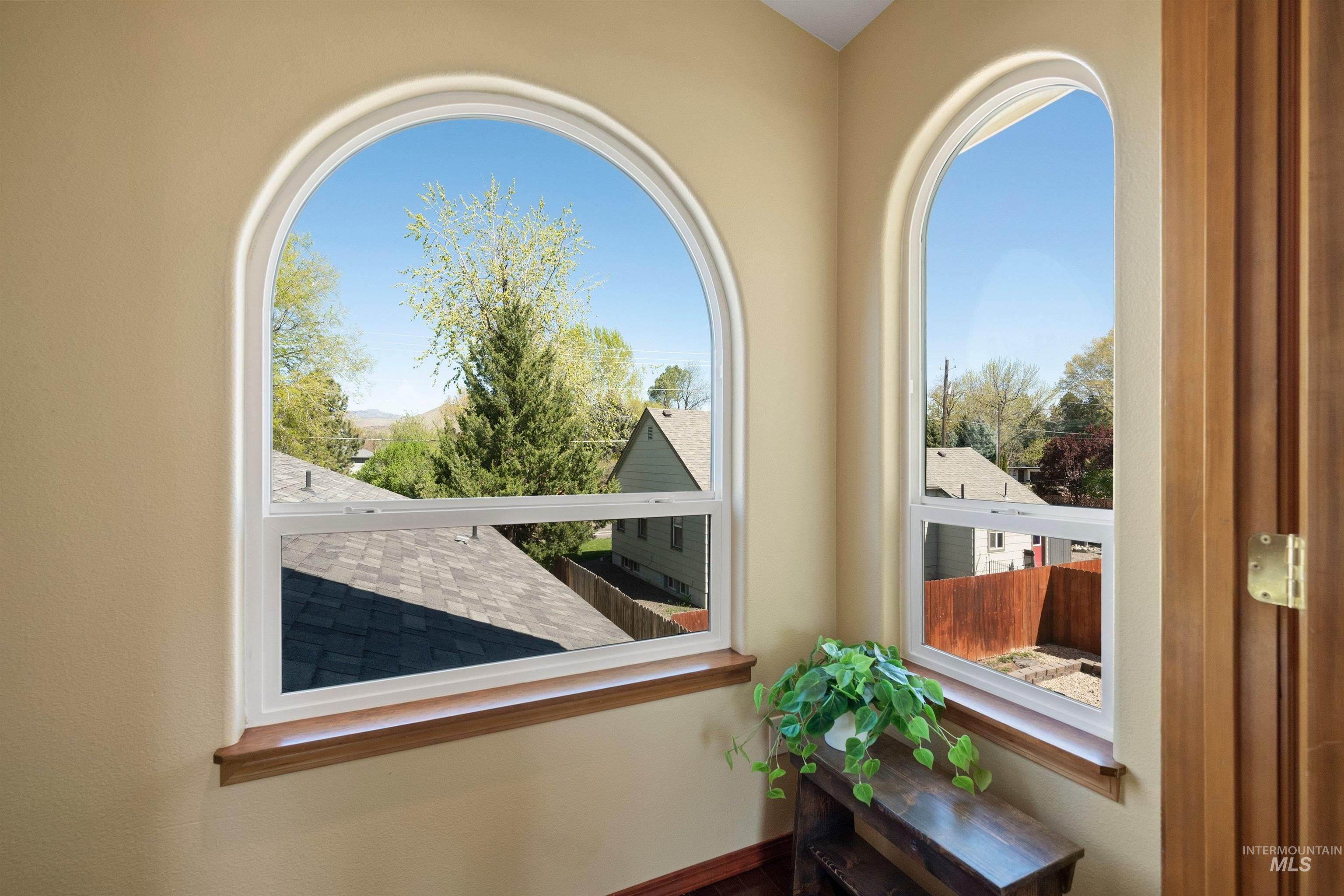 2230 S Sumac Street, Boise, Idaho 83706, 3 Bedrooms, 3 Bathrooms, Residential For Sale, Price $564,900, 98980694