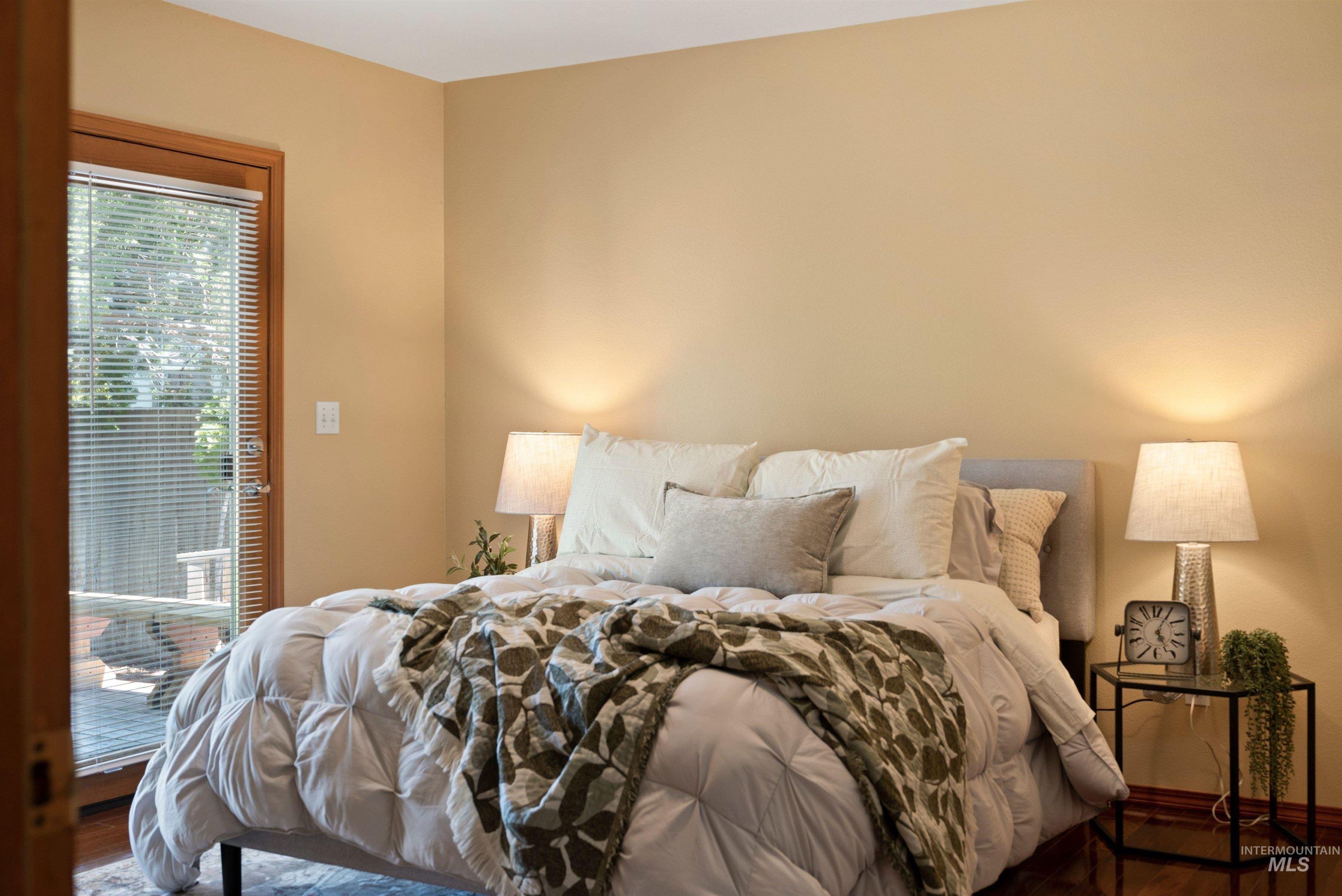 2230 S Sumac Street, Boise, Idaho 83706, 3 Bedrooms, 3 Bathrooms, Residential For Sale, Price $564,900, 98980694