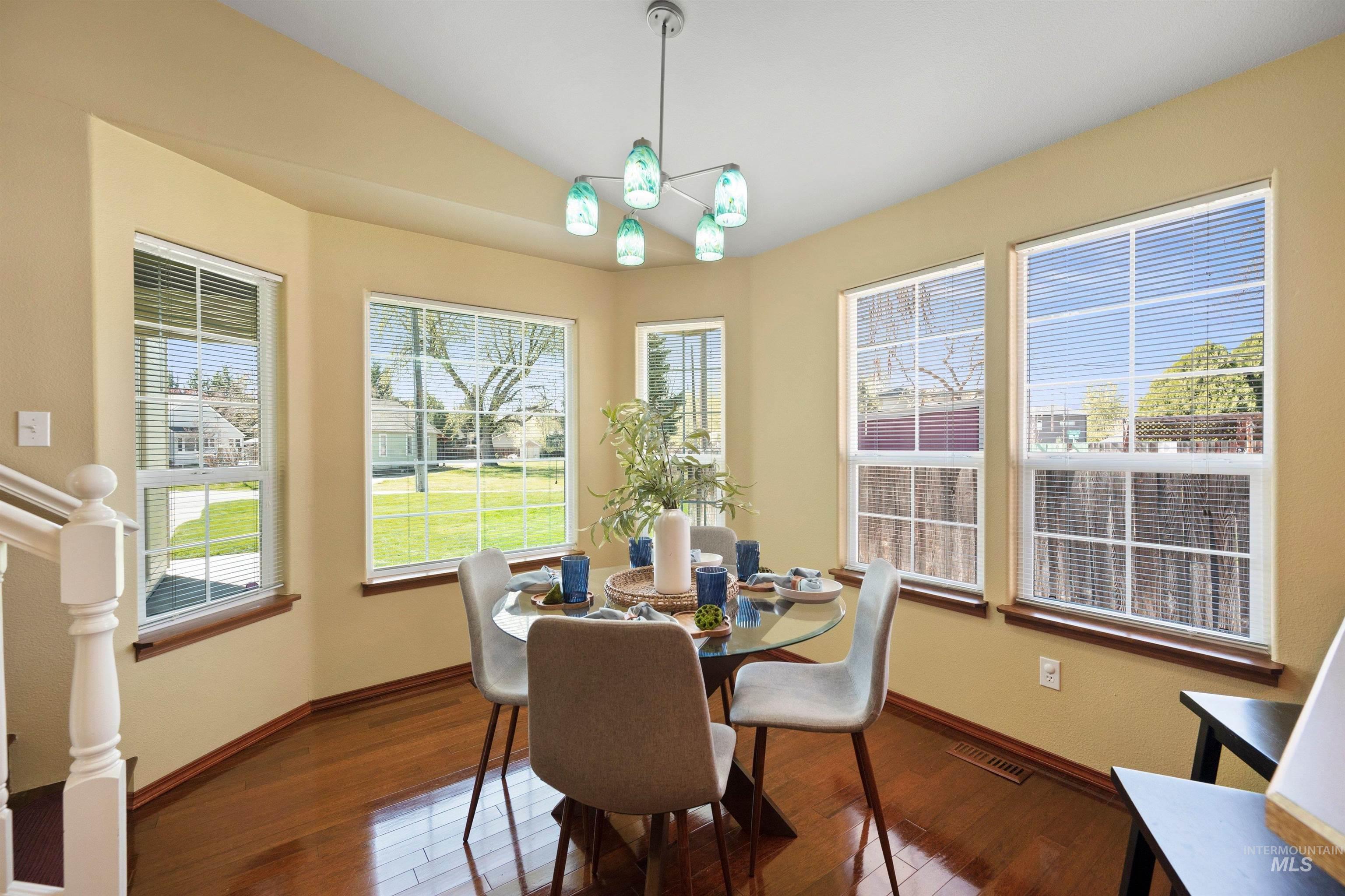 2230 S Sumac Street, Boise, Idaho 83706, 3 Bedrooms, 3 Bathrooms, Residential For Sale, Price $564,900, 98980694