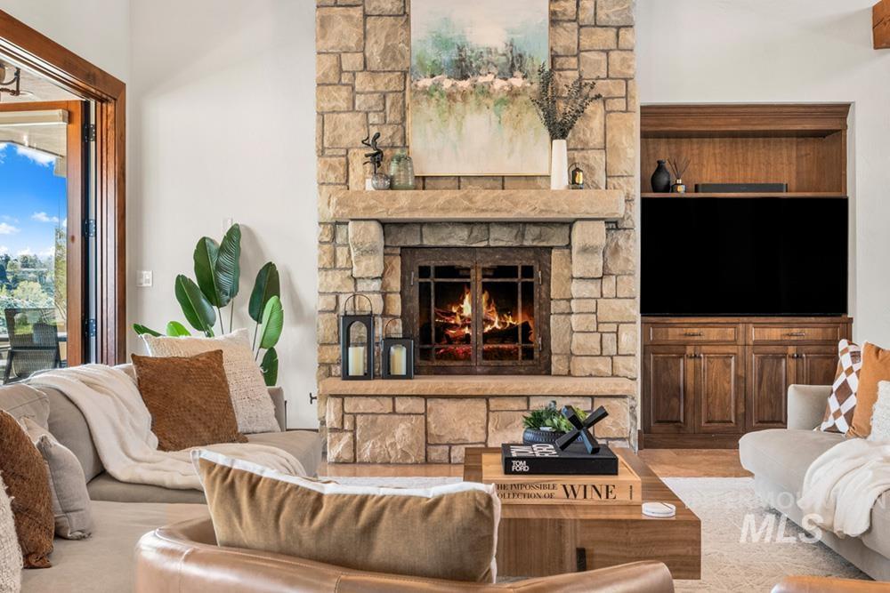 513 E Orion Ct, Boise, Idaho 83702, 5 Bedrooms, 5 Bathrooms, Residential For Sale, Price $3,200,000, 98980696