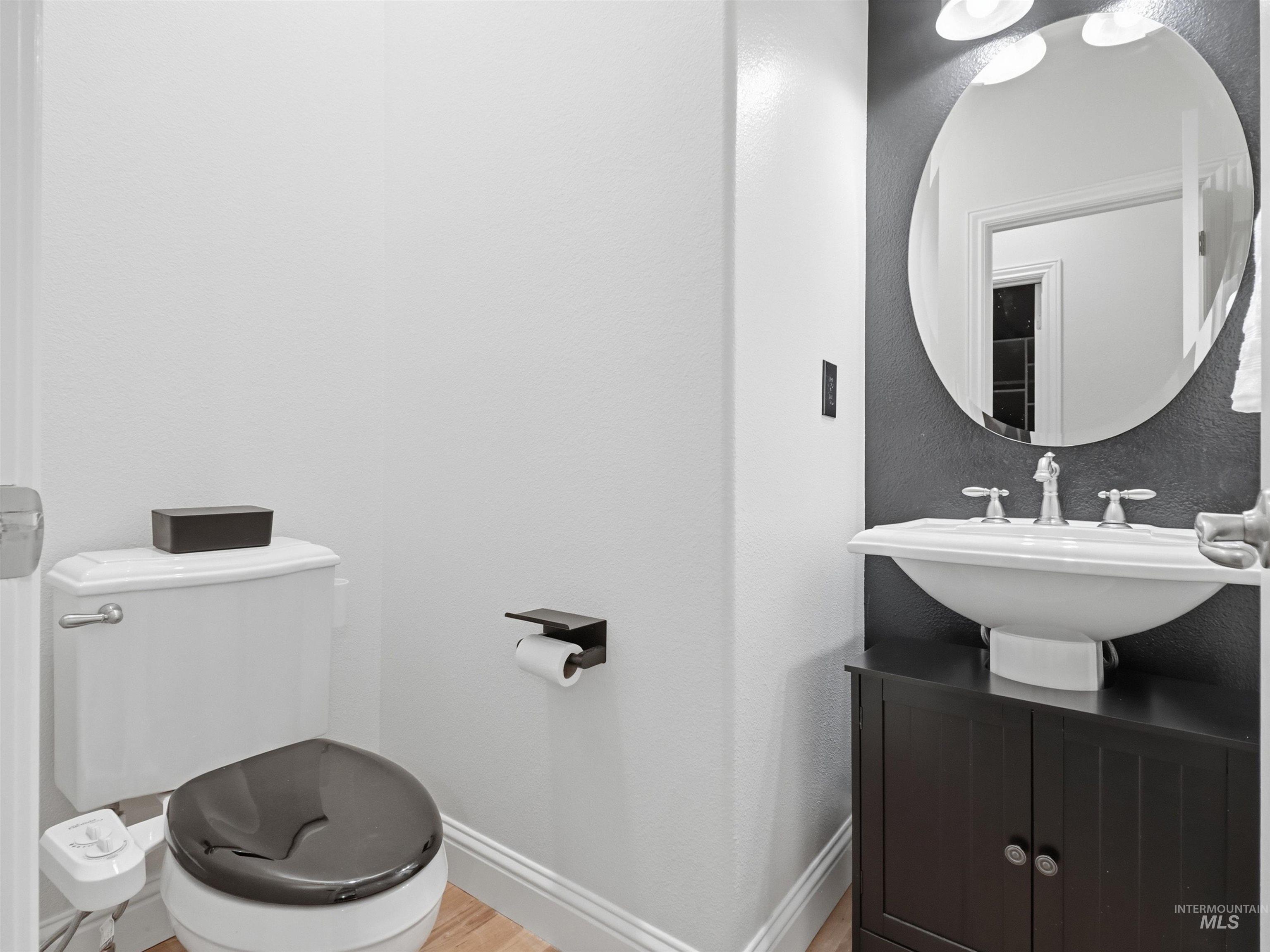 2291 W Windchime Dr, Meridian, Idaho 83642, 5 Bedrooms, 4 Bathrooms, Residential For Sale, Price $789,000,MLS 98980698