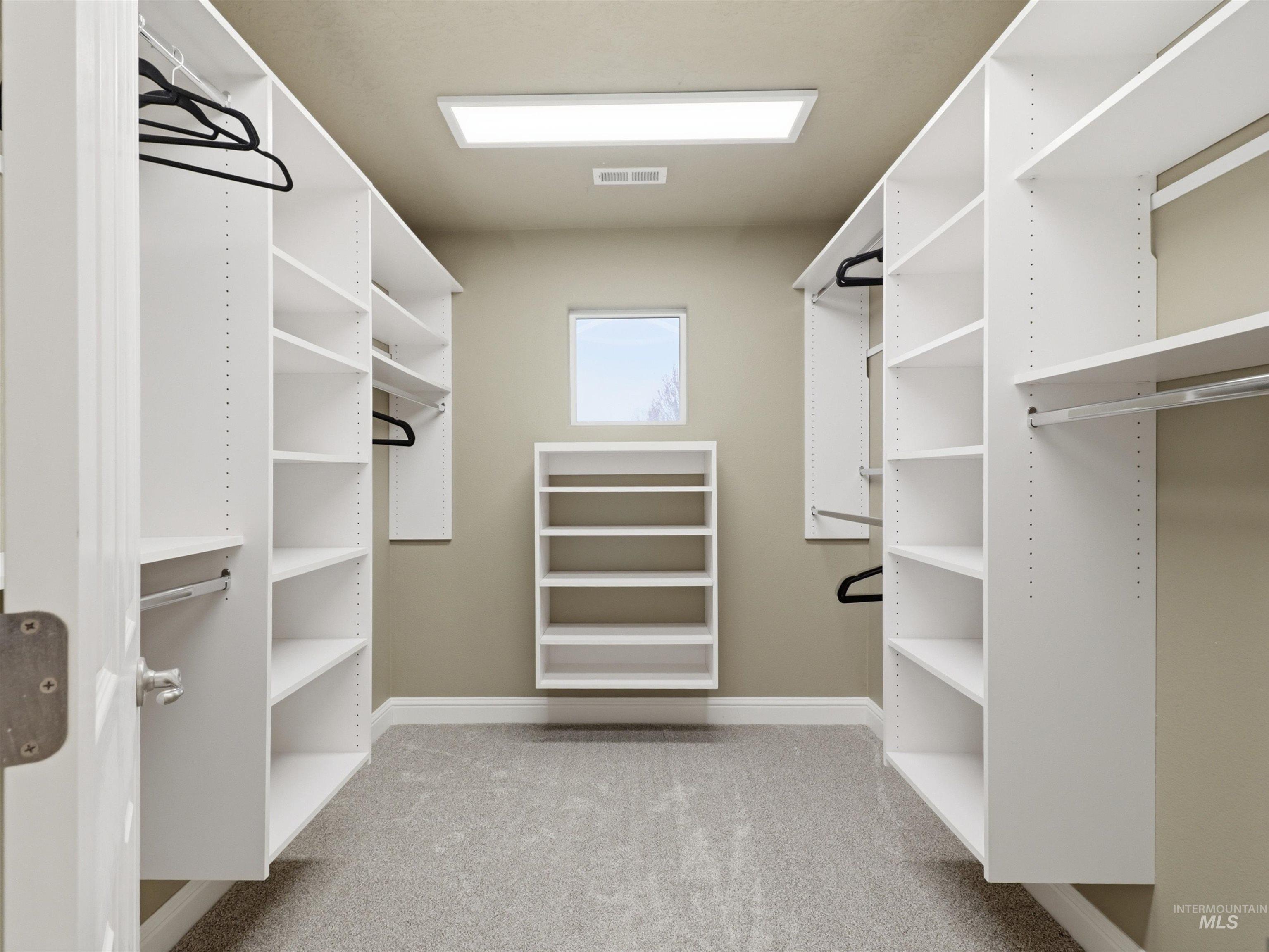 2291 W Windchime Dr, Meridian, Idaho 83642, 5 Bedrooms, 4 Bathrooms, Residential For Sale, Price $789,000,MLS 98980698