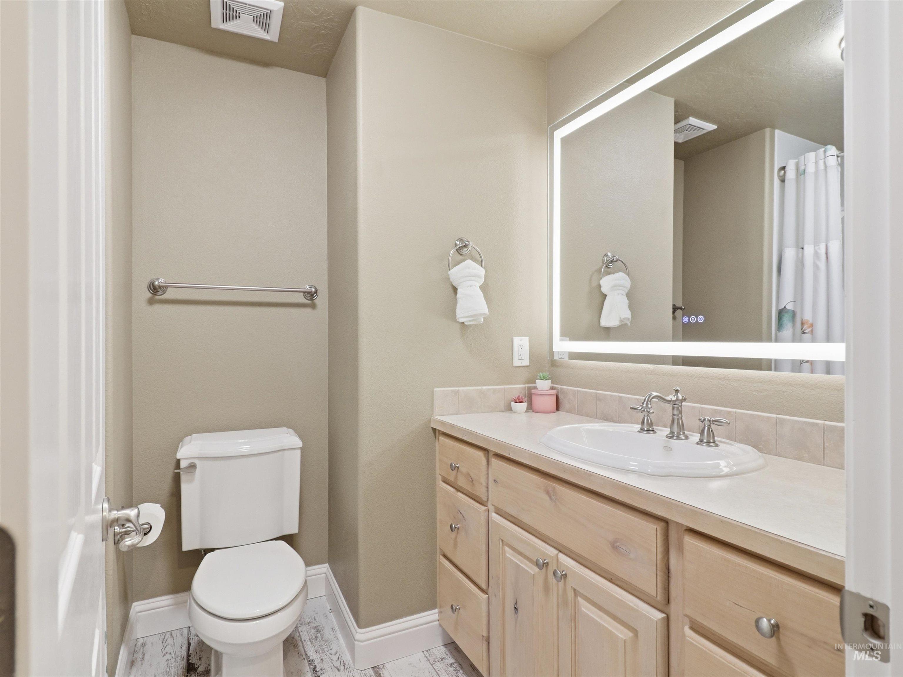 2291 W Windchime Dr, Meridian, Idaho 83642, 5 Bedrooms, 4 Bathrooms, Residential For Sale, Price $789,000,MLS 98980698