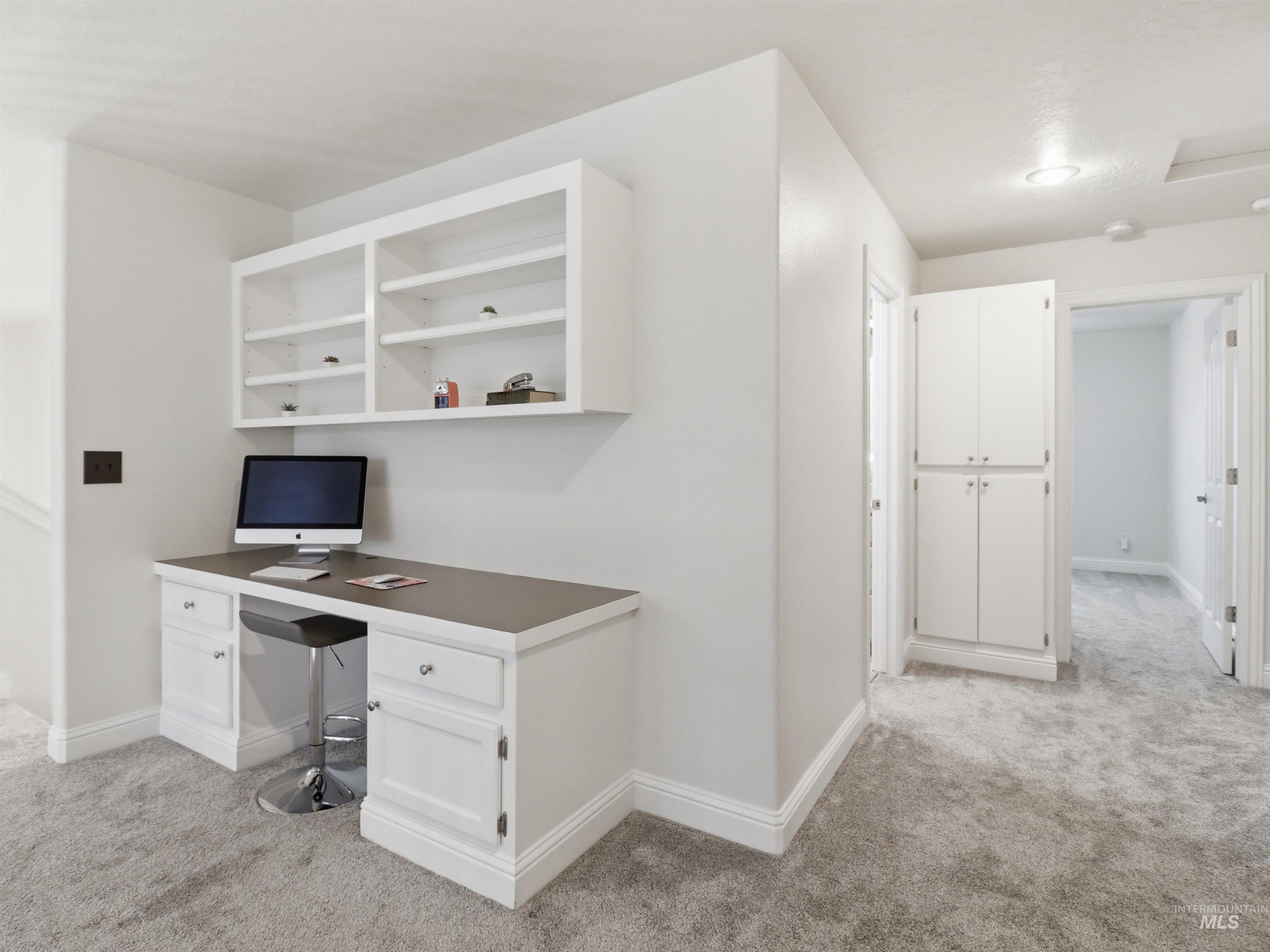 2291 W Windchime Dr, Meridian, Idaho 83642, 5 Bedrooms, 4 Bathrooms, Residential For Sale, Price $789,000,MLS 98980698