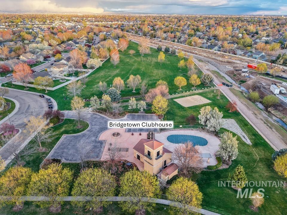 2291 W Windchime Dr, Meridian, Idaho 83642, 5 Bedrooms, 4 Bathrooms, Residential For Sale, Price $789,000,MLS 98980698