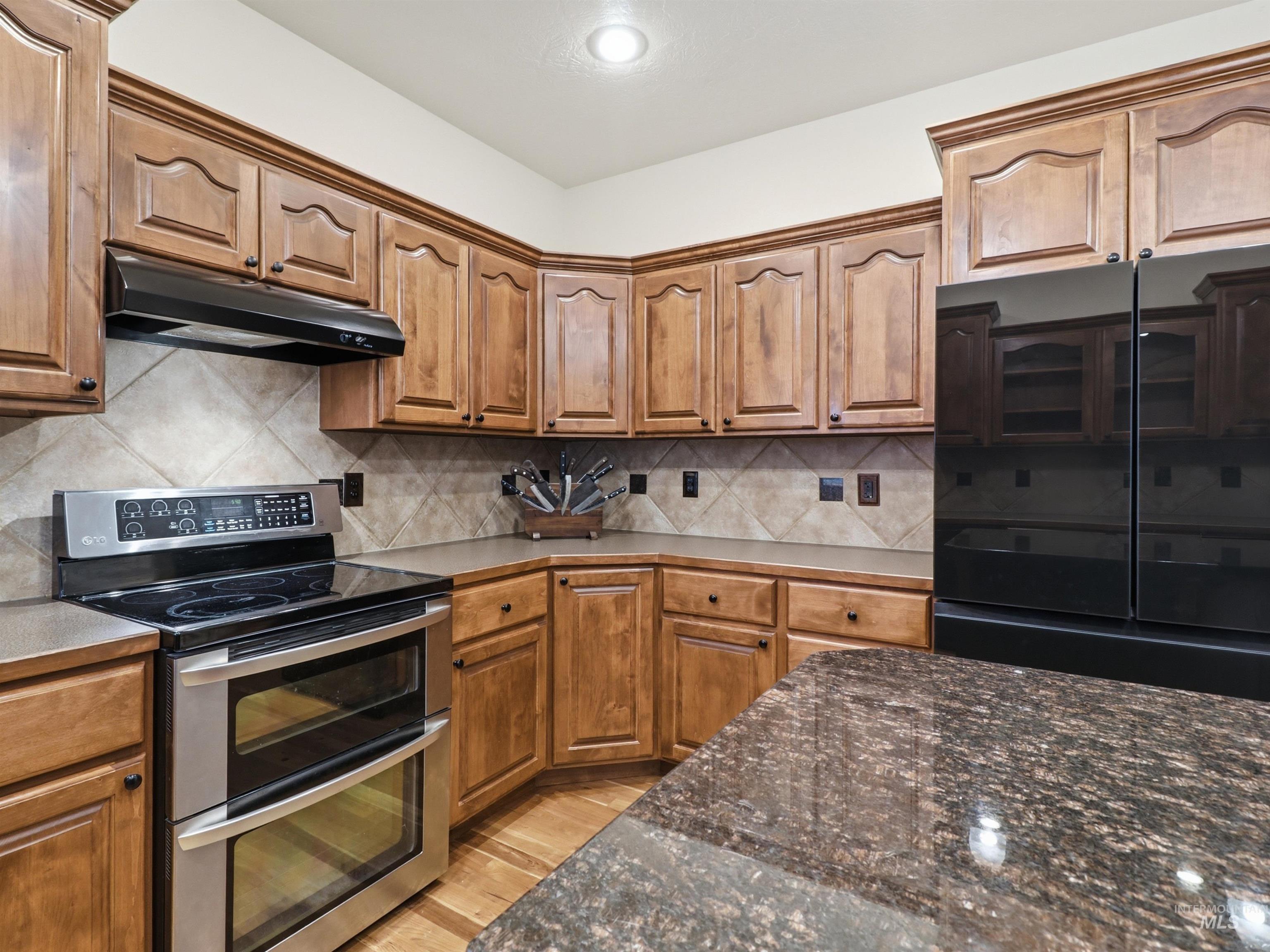 2291 W Windchime Dr, Meridian, Idaho 83642, 5 Bedrooms, 4 Bathrooms, Residential For Sale, Price $789,000,MLS 98980698