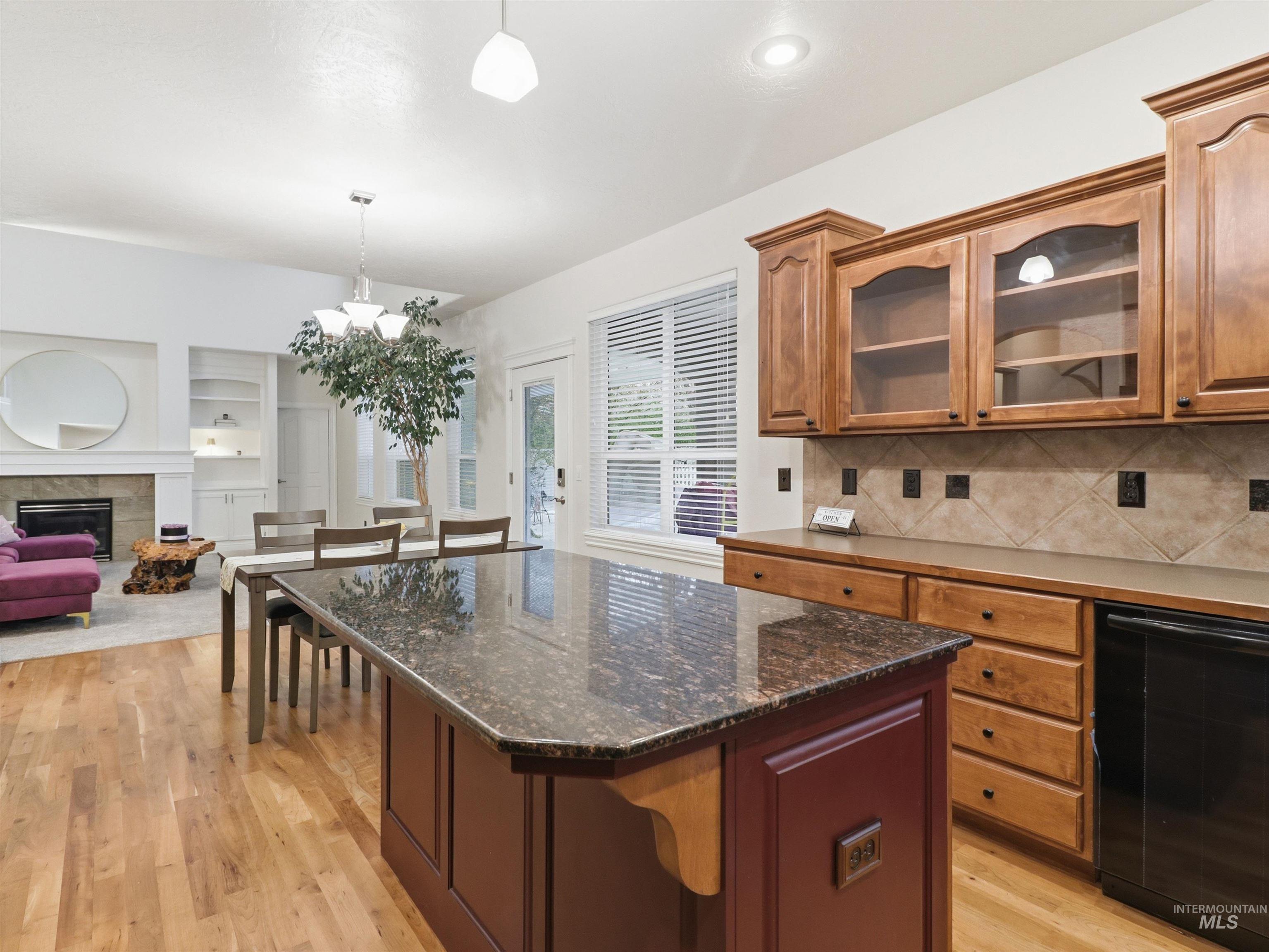 2291 W Windchime Dr, Meridian, Idaho 83642, 5 Bedrooms, 4 Bathrooms, Residential For Sale, Price $789,000,MLS 98980698