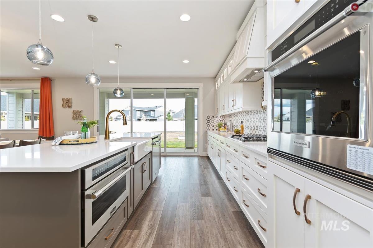 17628 N Pass City Pl, Nampa, Idaho 83687, 4 Bedrooms, 2.5 Bathrooms, Residential For Sale, Price $879,000,MLS 98980704