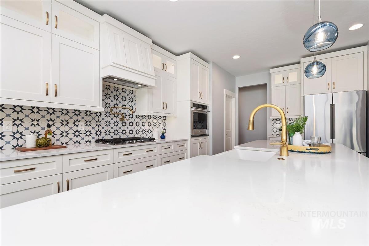 17628 N Pass City Pl, Nampa, Idaho 83687, 4 Bedrooms, 2.5 Bathrooms, Residential For Sale, Price $879,000,MLS 98980704